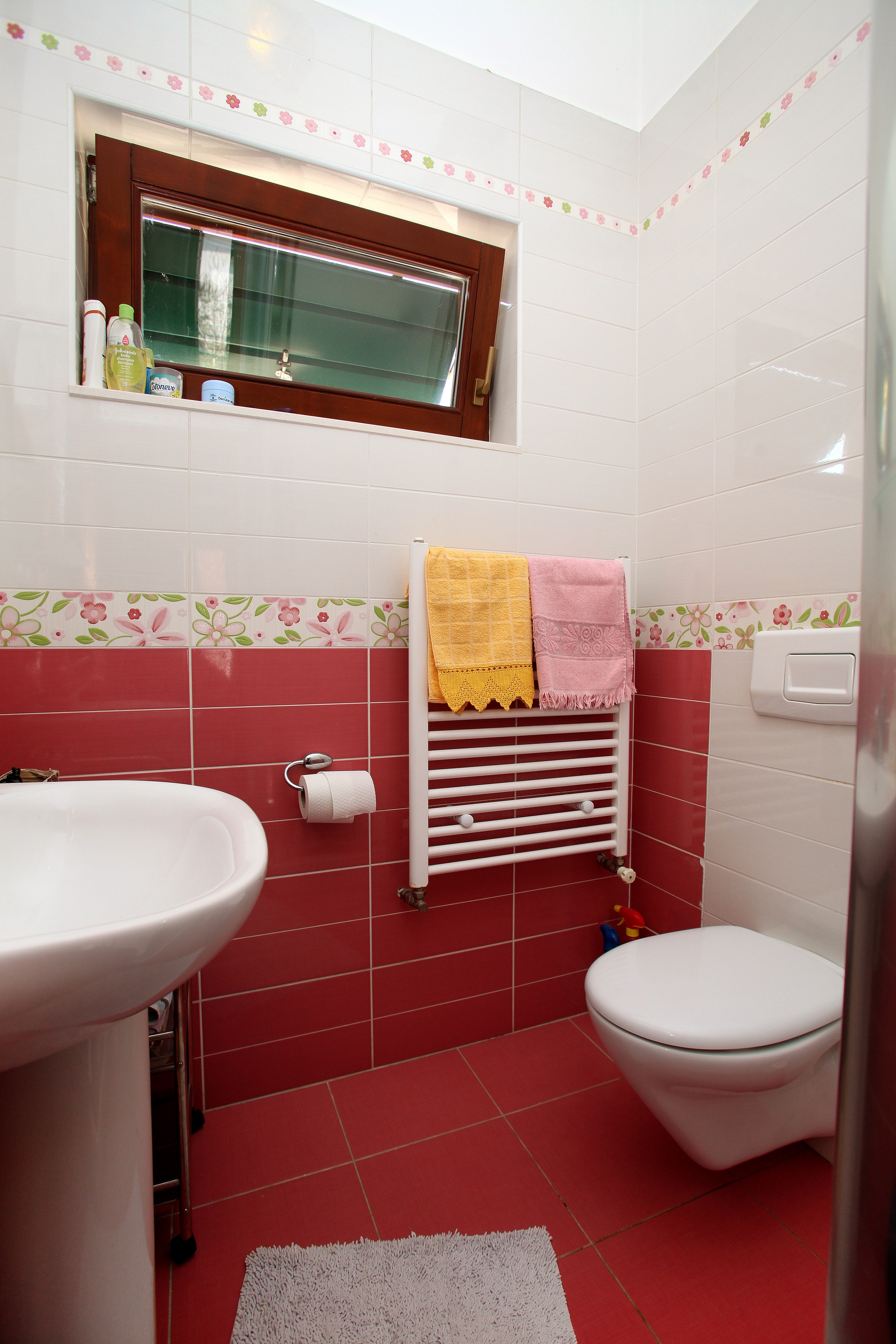 Three bedroom house with terrace and sea view Vinišće, Trogir  K
