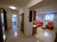 Hallway Split, Hallway in the apartment, air condition available and WiFi.