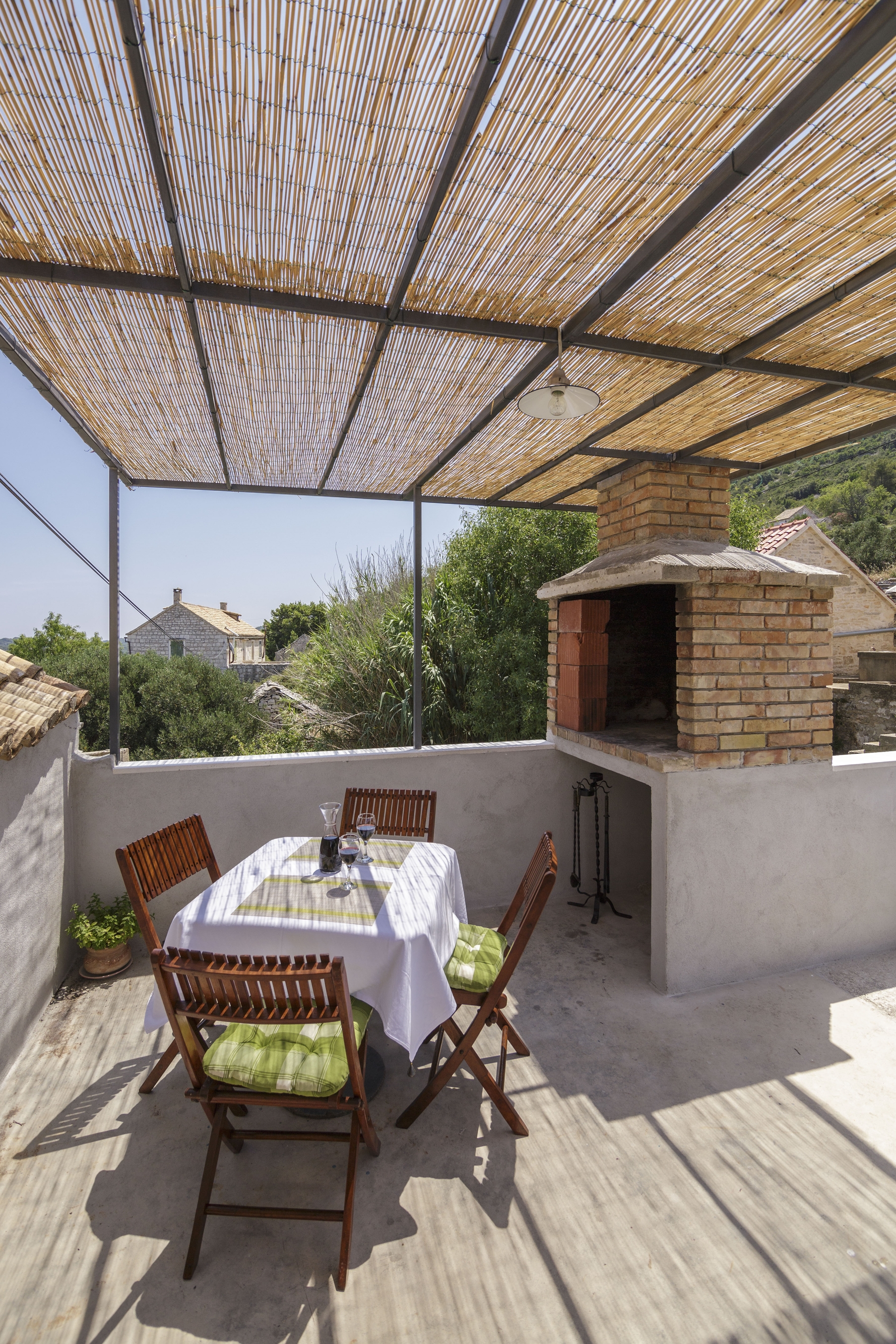 One bedroom house with terrace and sea view Oključna, Vis  K