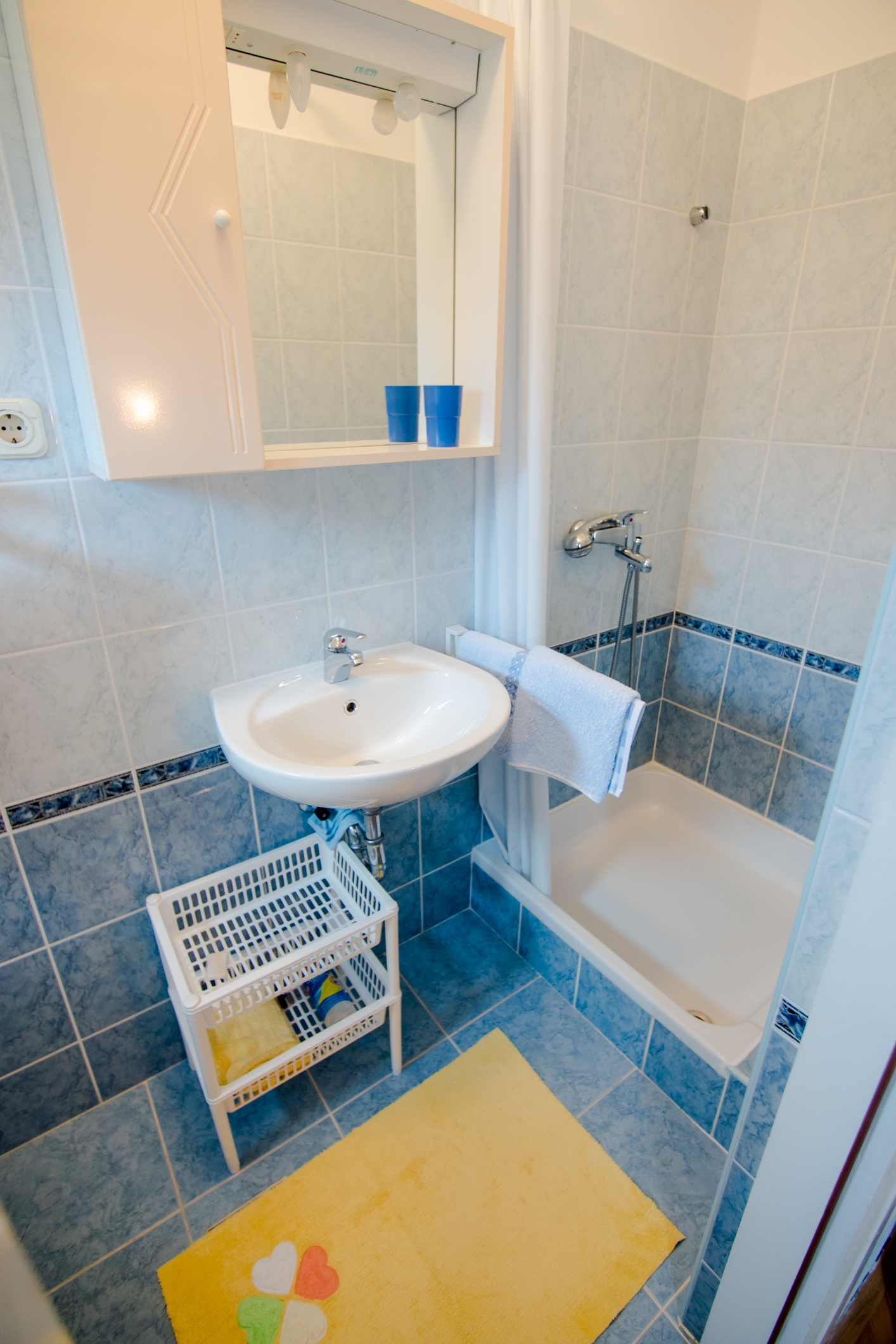 Top Rab Barbat Top Rab Barbat