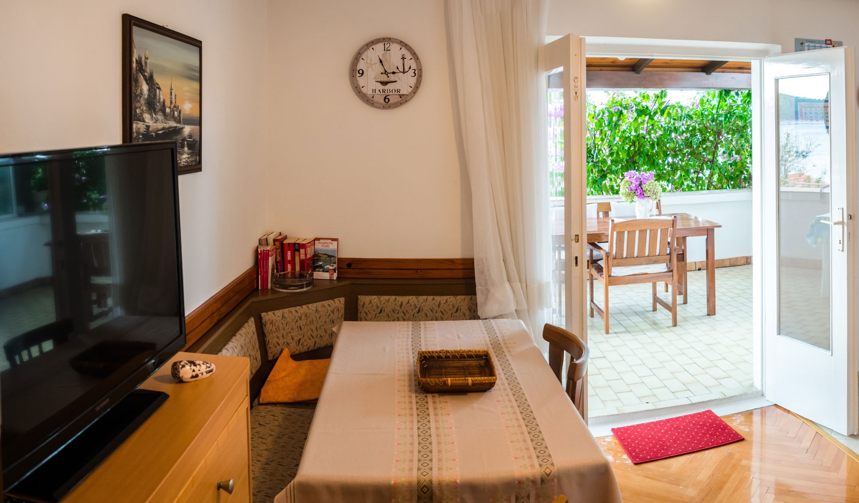 Top Rab Barbat Top Rab Barbat