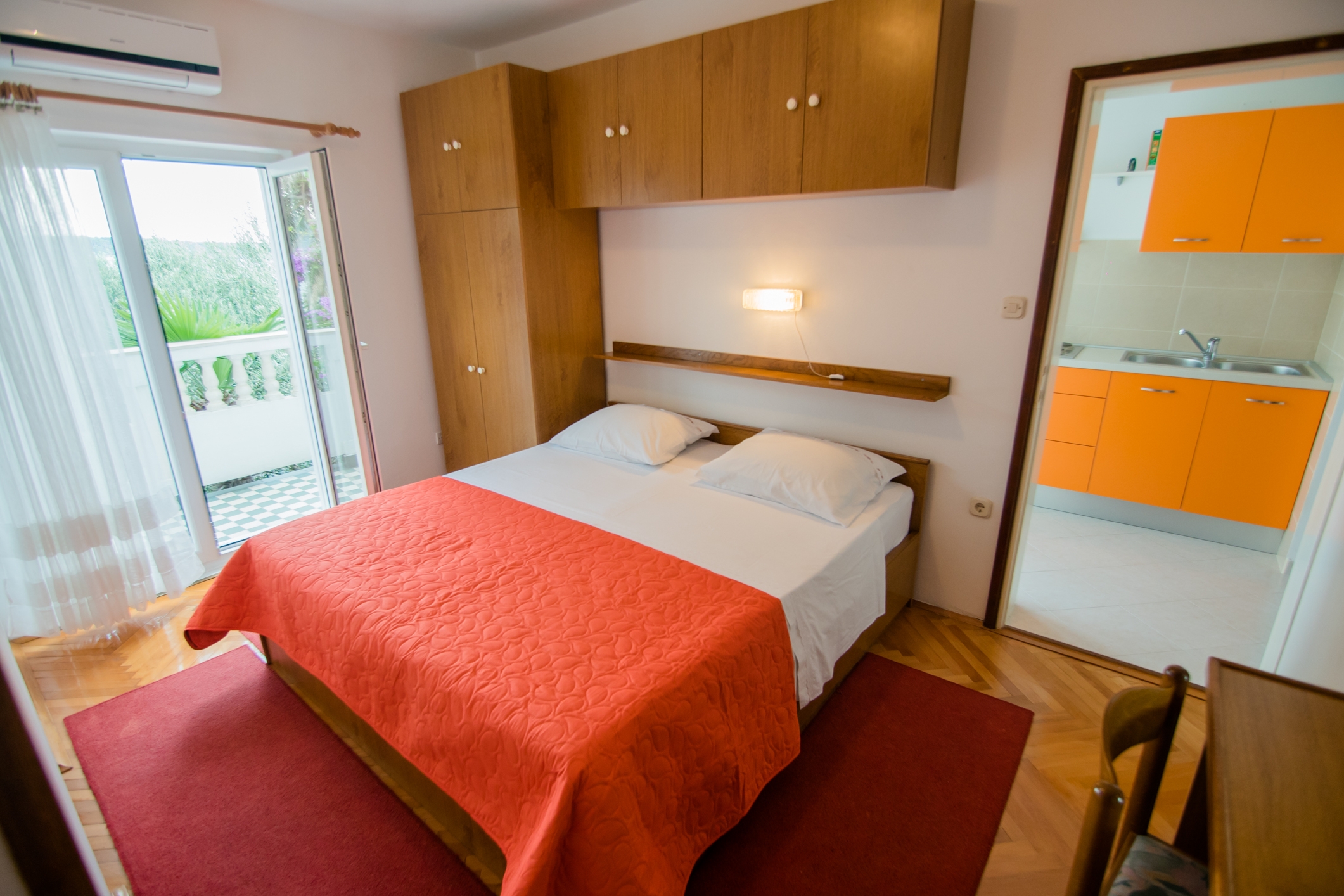 Top Rab Barbat Top Rab Barbat