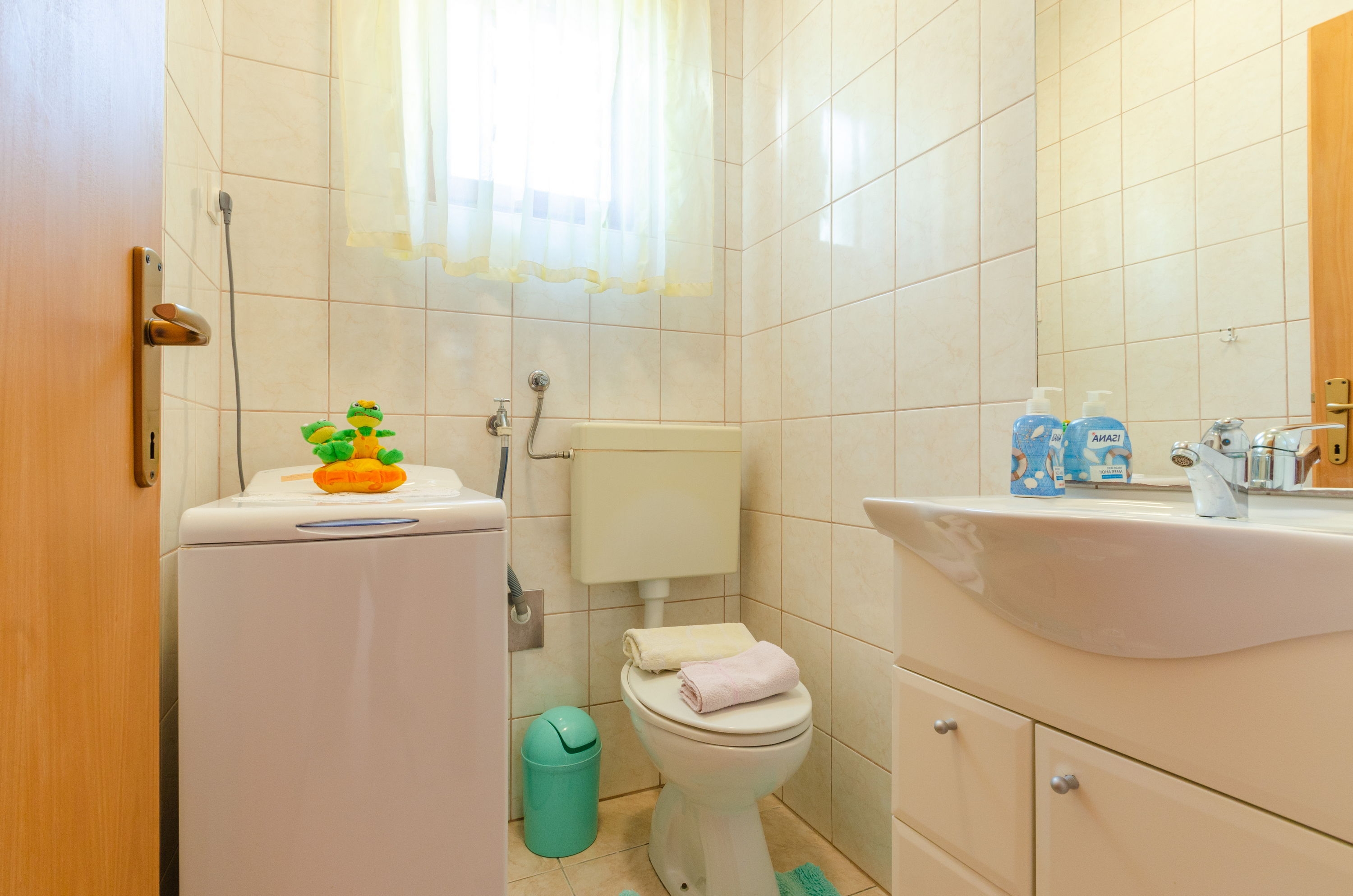 Two bedroom house near beach Karbuni, Korčula  K