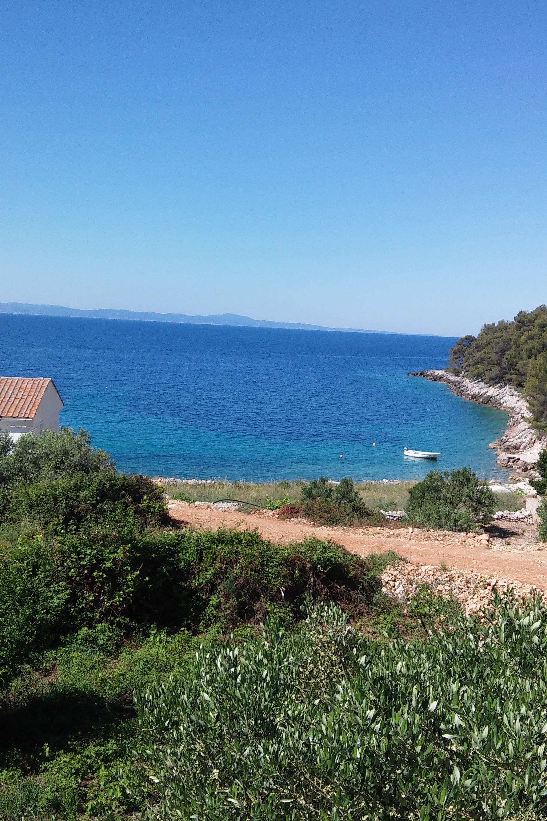 Two bedroom apartment near beach Cove Skozanje, Hvar  A-a