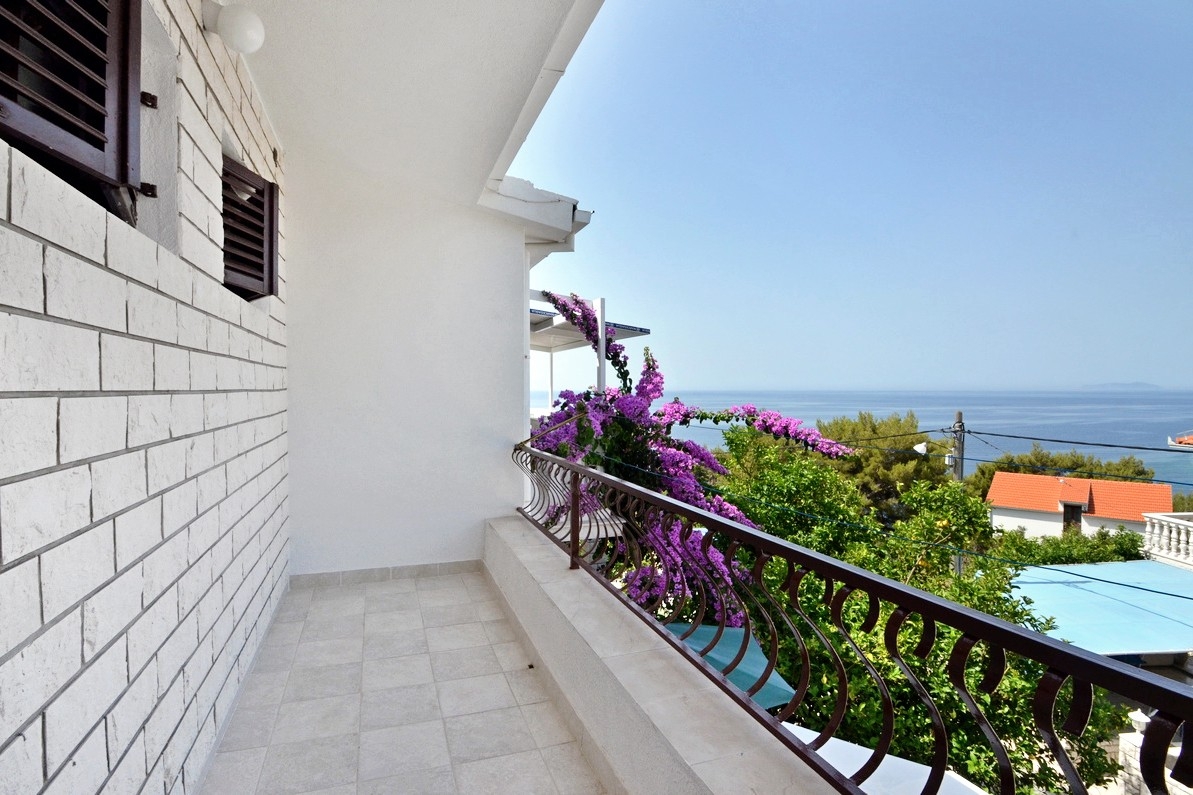 Two bedroom apartment with terrace and sea view Prižba, Korčula  A-a
