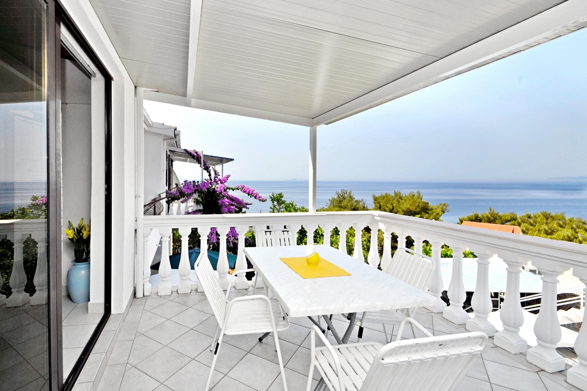 Two bedroom apartment with terrace and sea view Prižba, Korčula  A-a