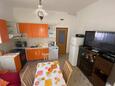 Blagovaonica Postira, Blagovaonica u smještaju tipa apartment, kućni ljubimci dozvoljeni i WiFi.