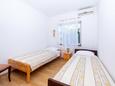 Ložnice 2 Preko, Ložnice 2 v ubytování typu apartment, s klimatizací, domácí mazlíčci povoleni a WiFi.