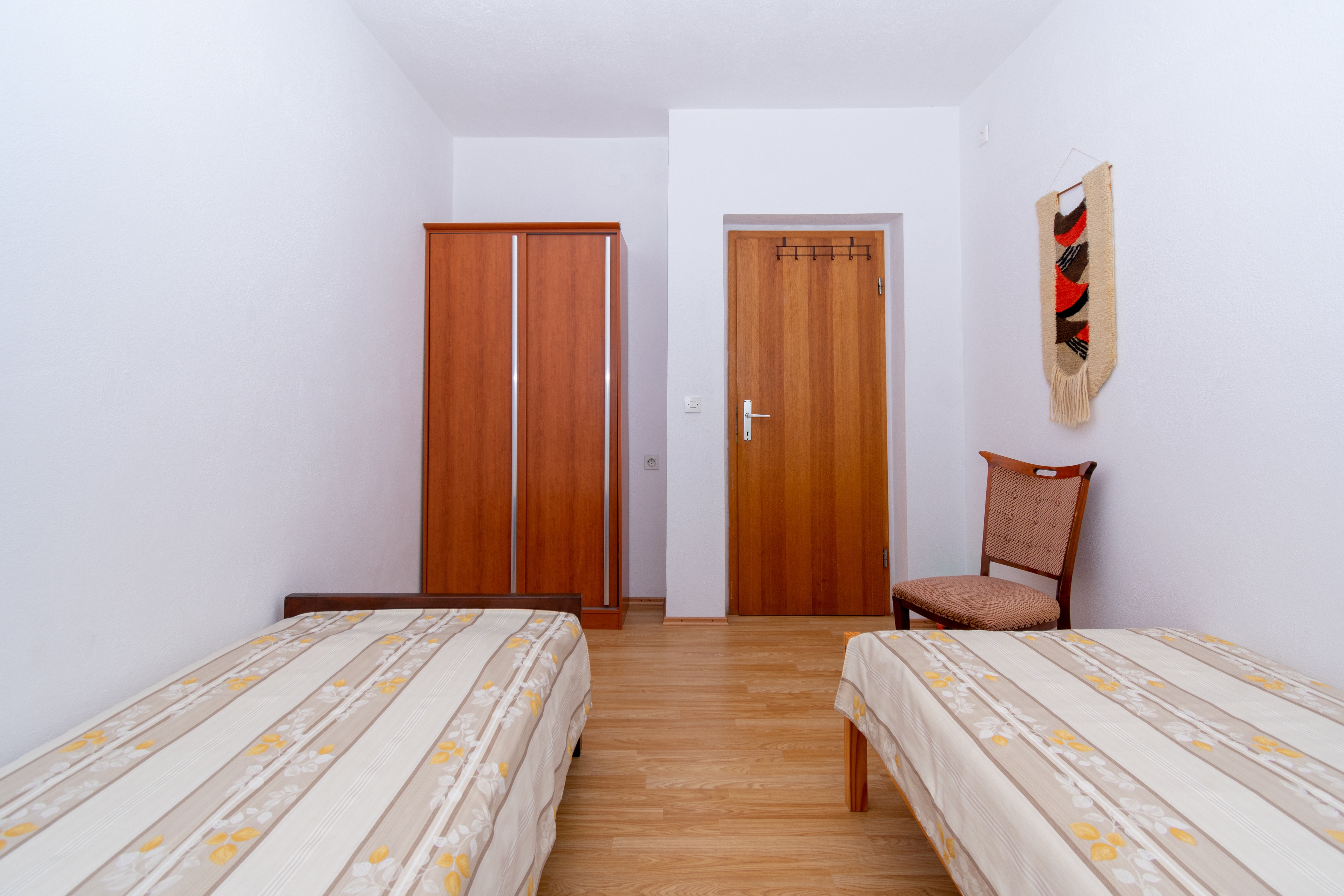 Two bedroom apartment near beach Preko, Ugljan  A-a