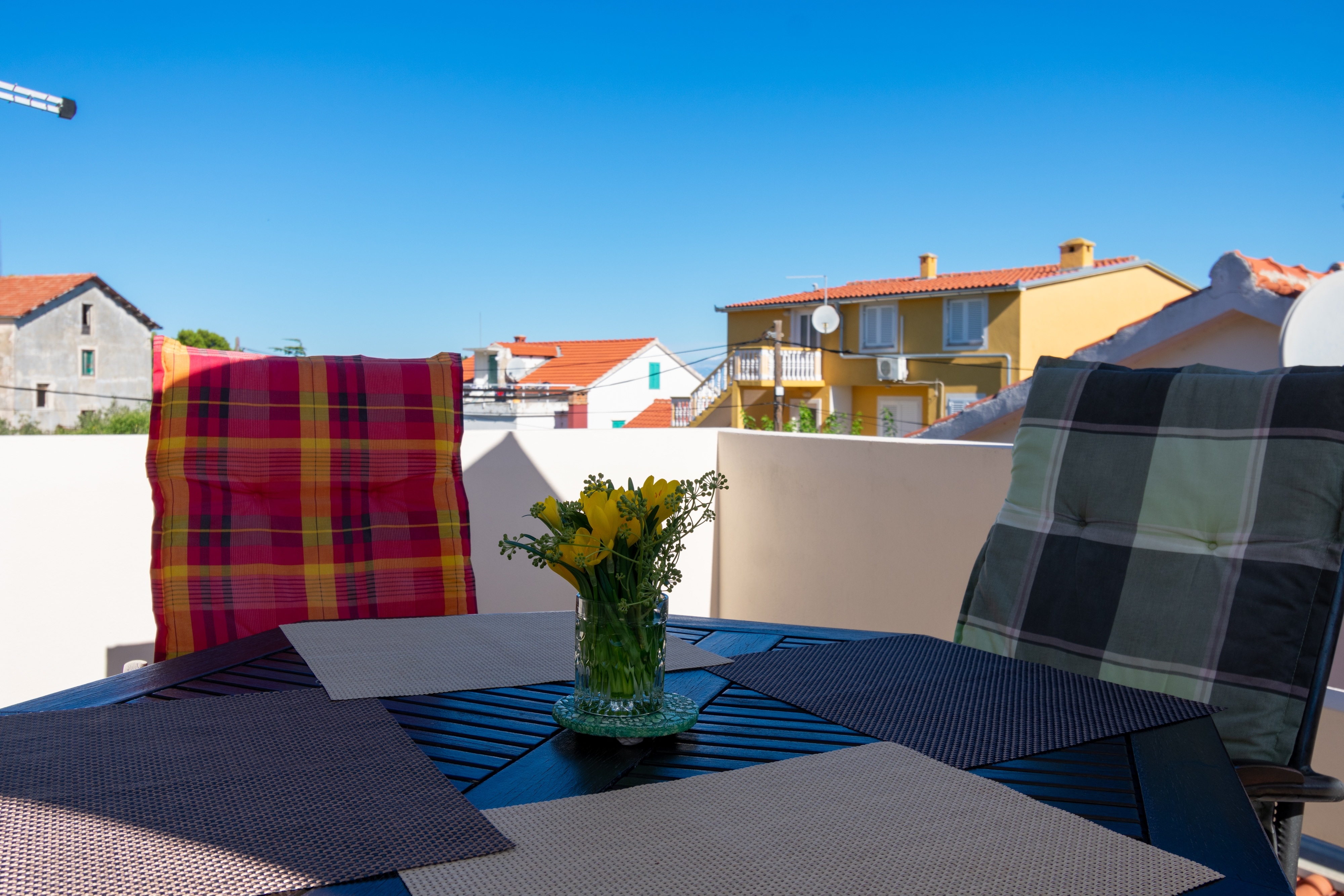 Two bedroom apartment near beach Preko, Ugljan  A-a