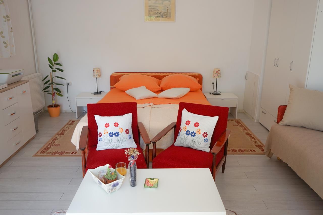 Two bedroom house with terrace Daruvar, Bjelovarska  K