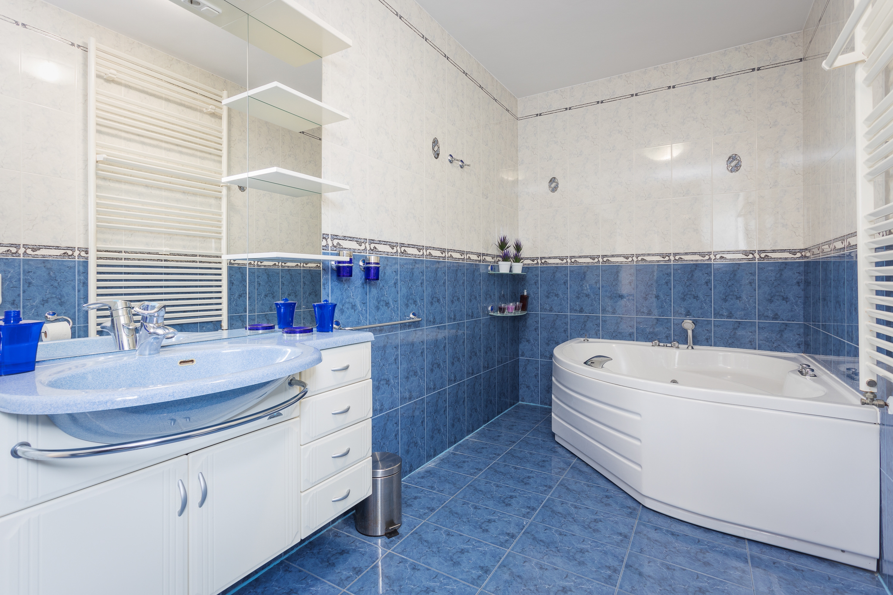 Four bedroom apartment with balcony and sea view Pula  A-a