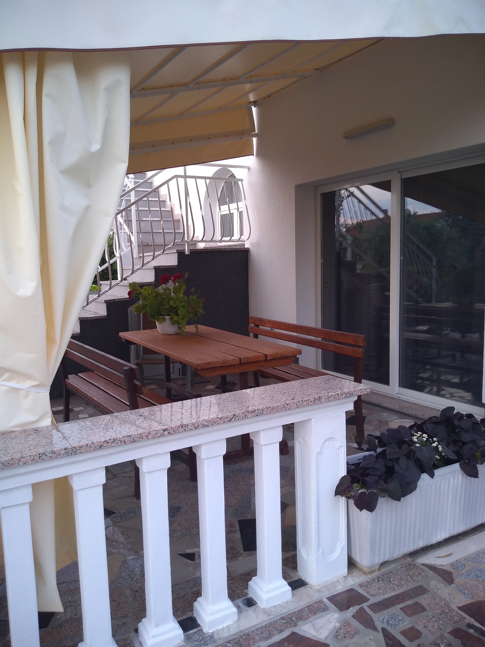 Two bedroom apartment with terrace Njivice, Krk  A-b