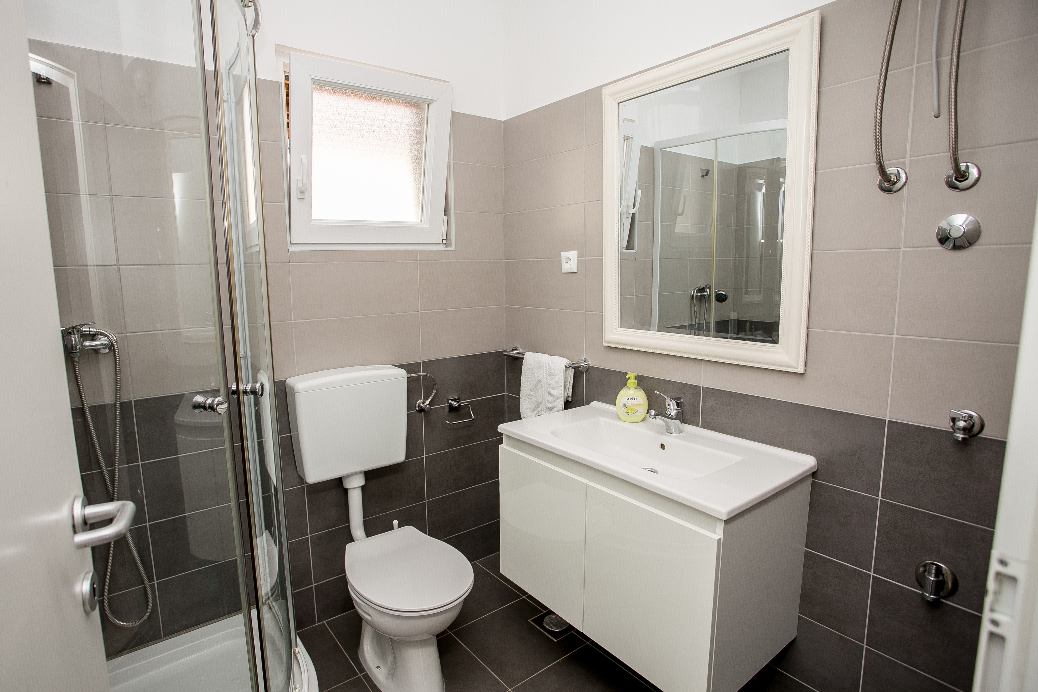 One bedroom apartment with terrace and sea view Sumpetar, Omiš  A-a