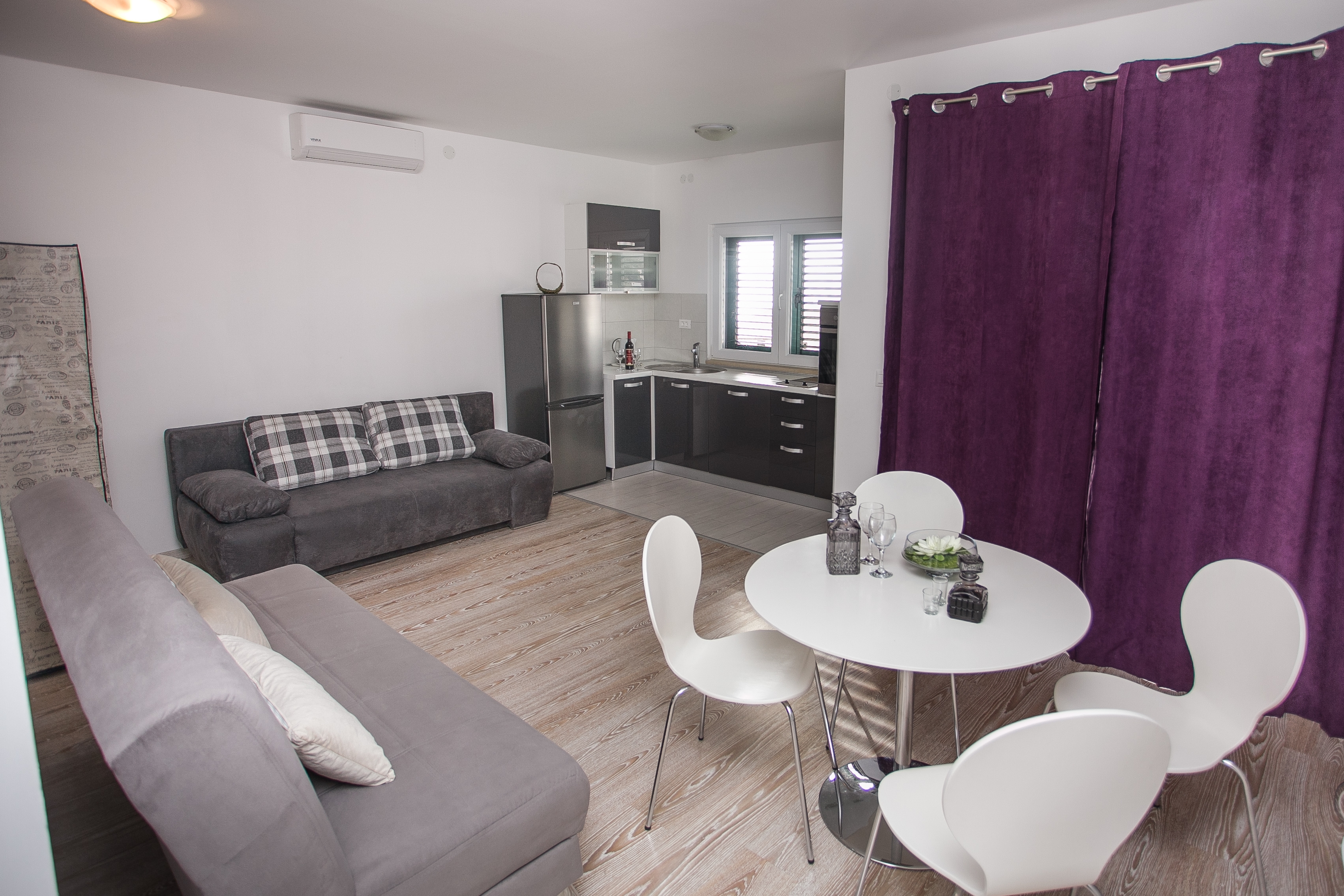 One bedroom apartment with terrace and sea view Sumpetar, Omiš  A-a