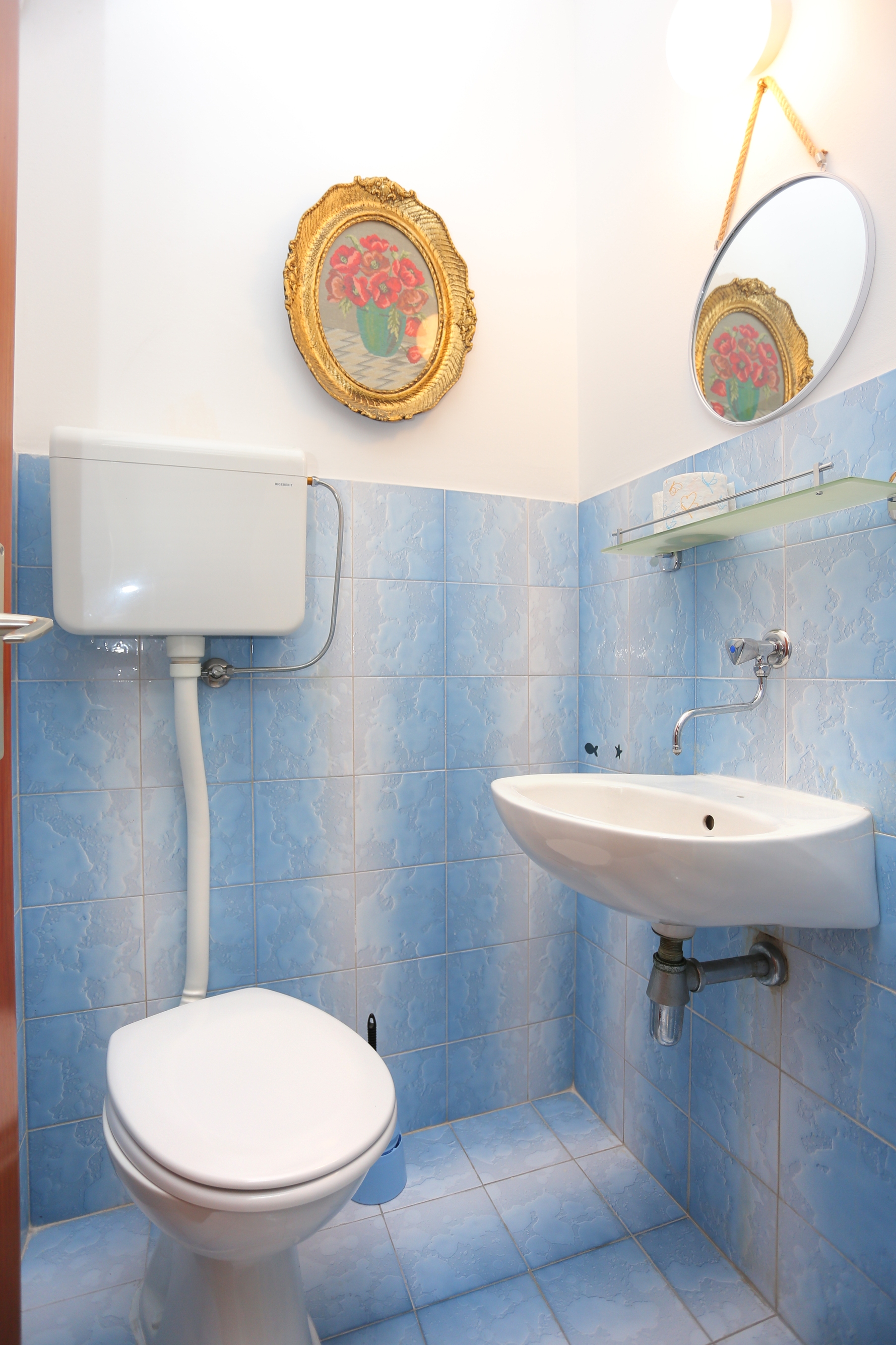 Two bedroom apartment near beach Podstrana, Split  A-a