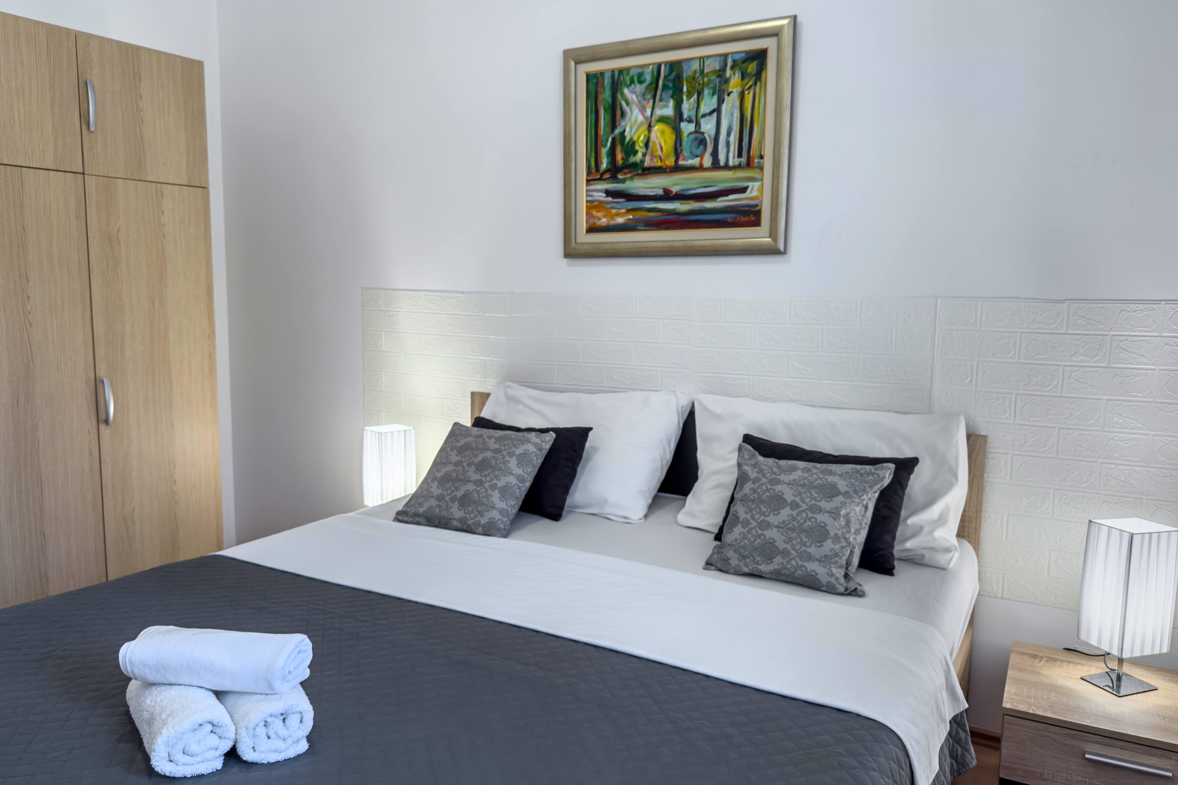 Two bedroom apartment near beach Podstrana, Split  A-b
