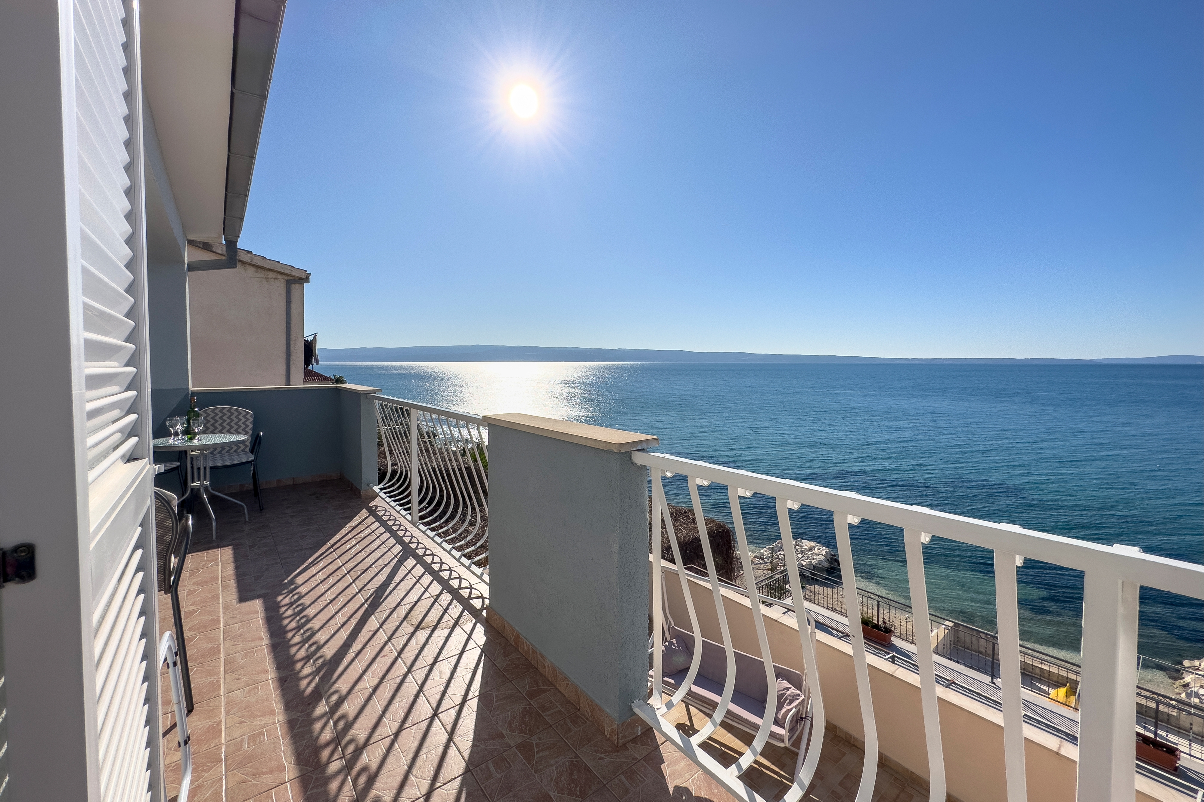 Two bedroom apartment near beach Podstrana, Split  A-b