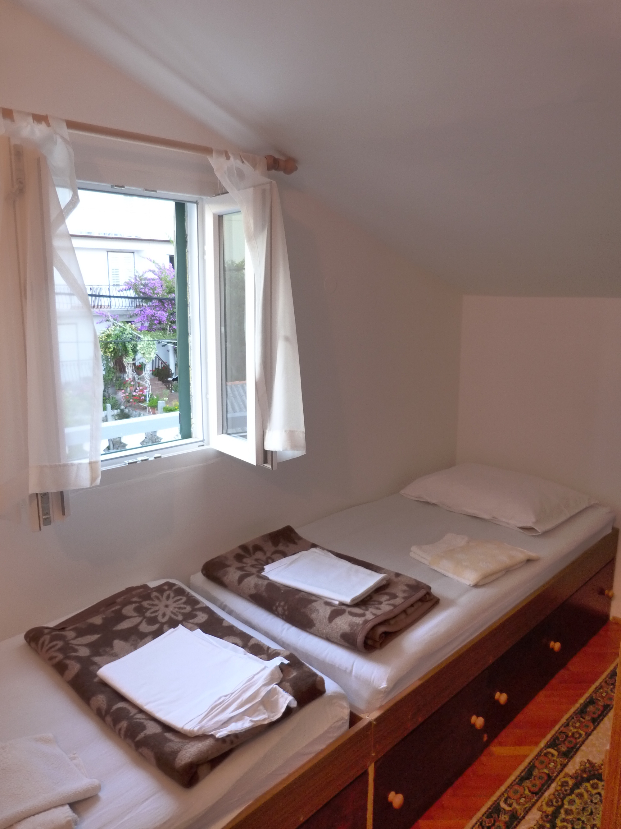 Top Rab Palit Top Rab Palit