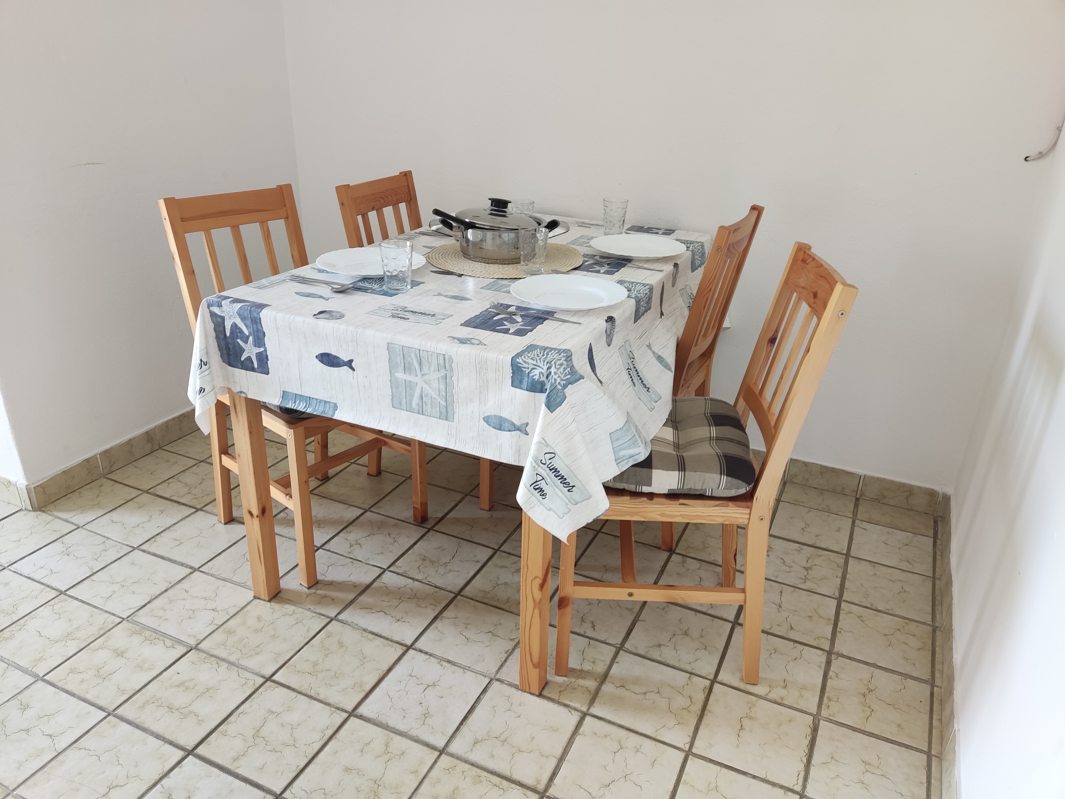 Two bedroom apartment with terrace Palit, Rab (A-14996-c) Two bedroom apartment with terrace Palit, Rab (A-14996-c)