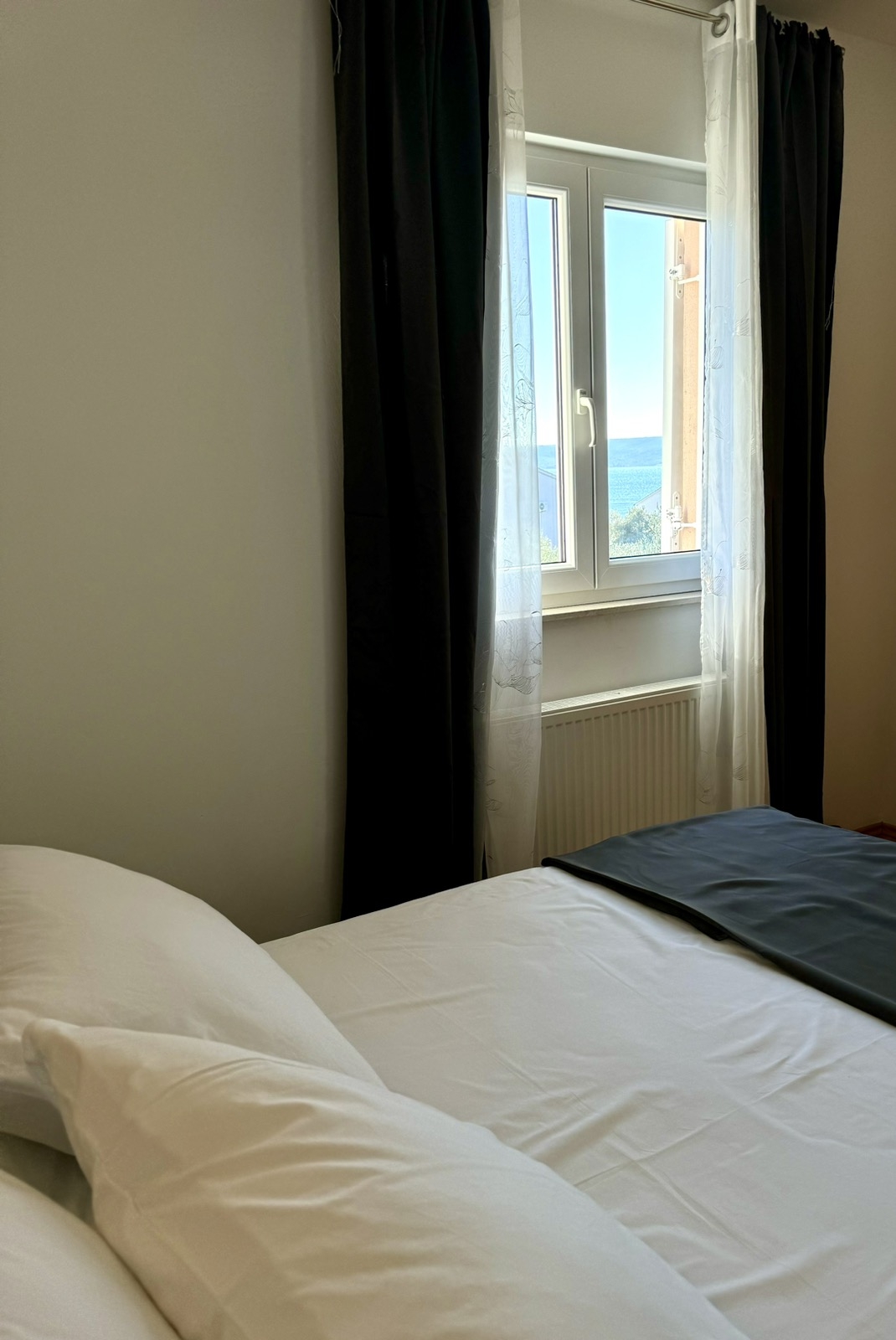 One bedroom apartment with terrace and sea view Sukošan, Zadar  A-a