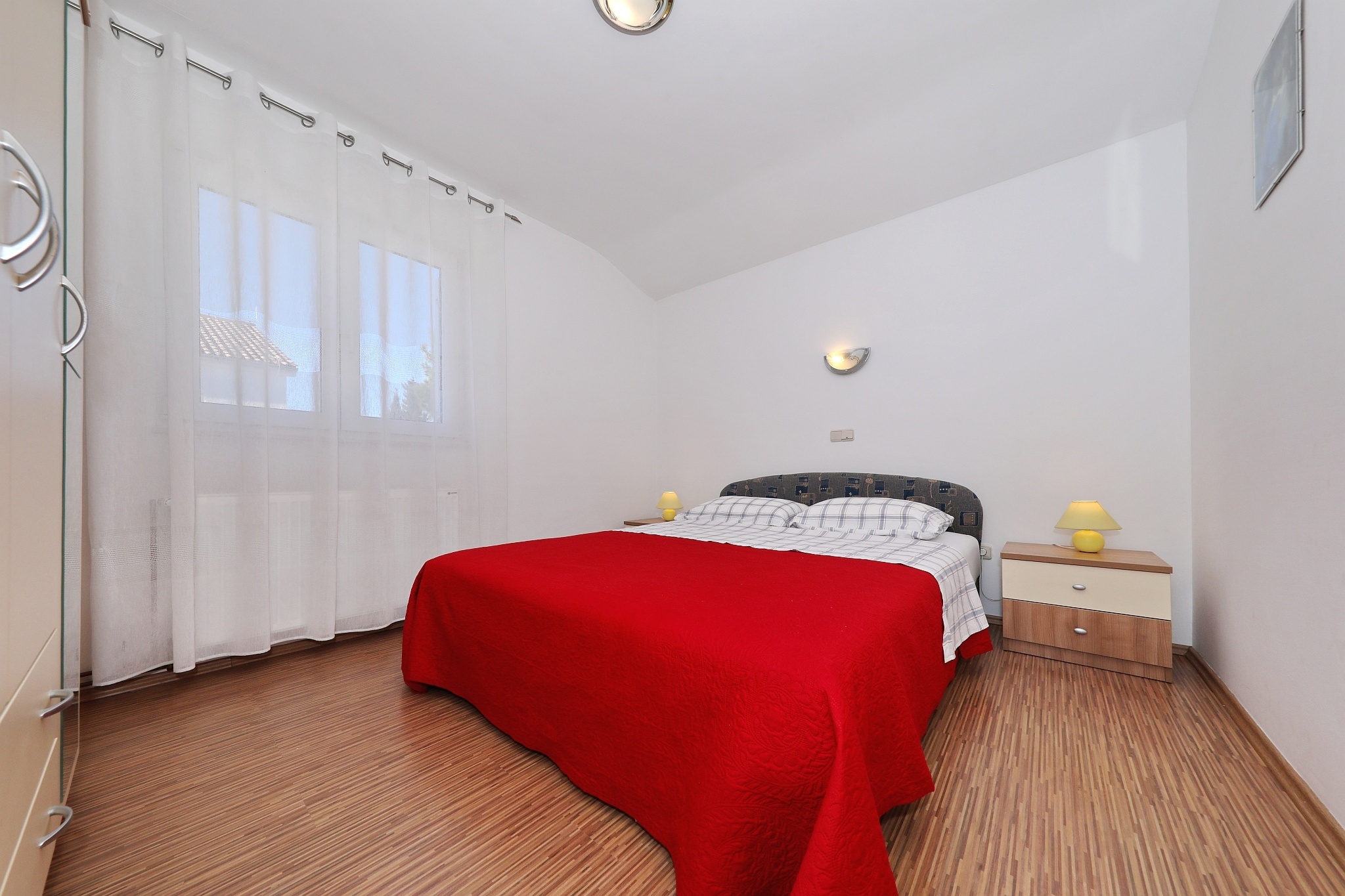 One bedroom apartment with terrace and sea view Sukošan, Zadar  A-b
