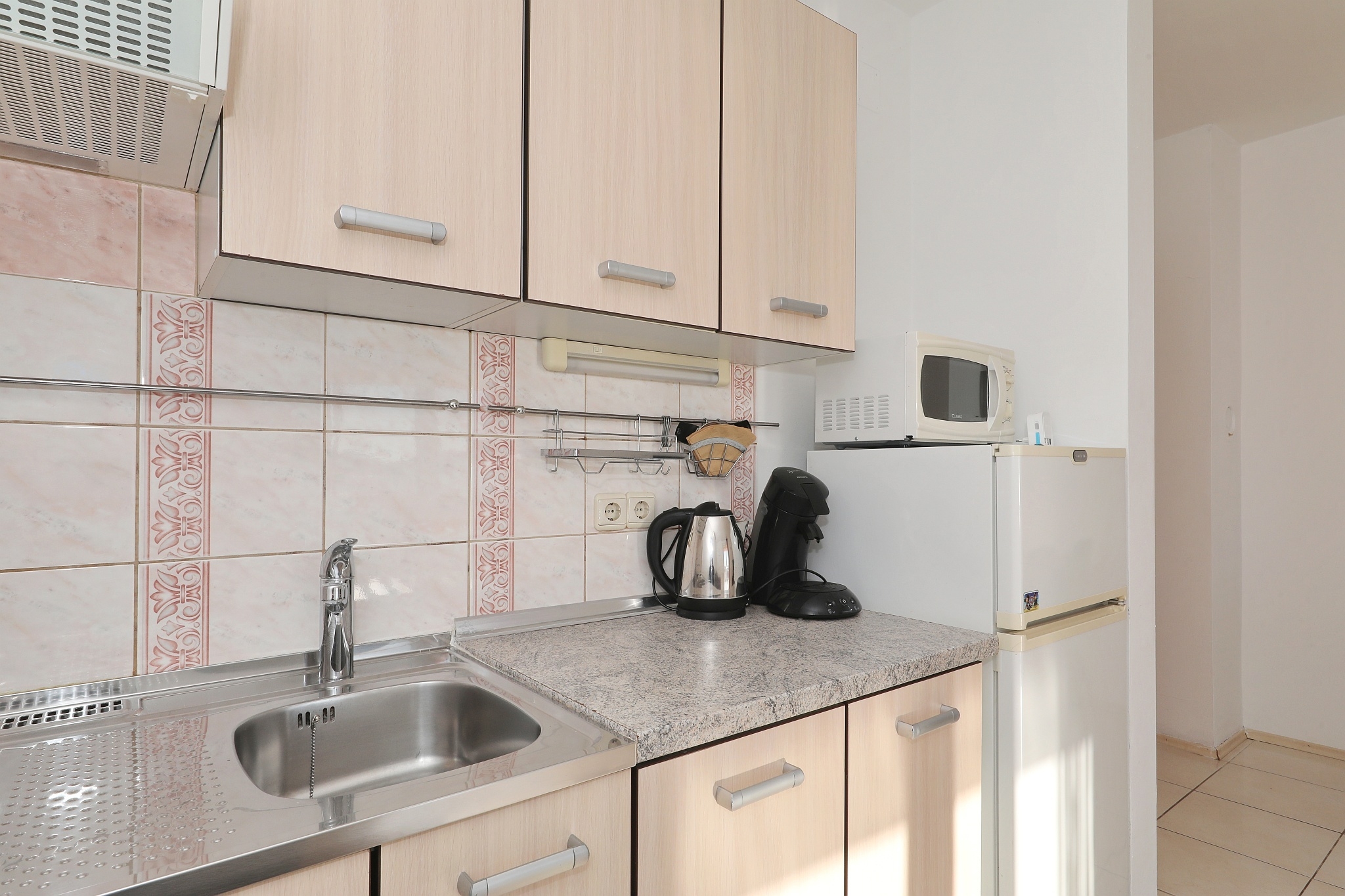 One bedroom apartment with terrace and sea view Sukošan, Zadar  A-b