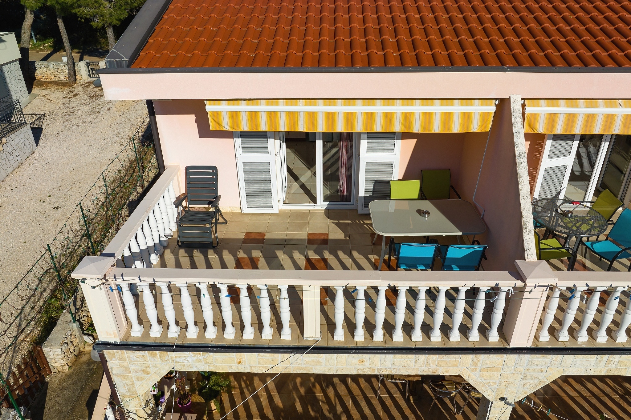 One bedroom apartment with terrace and sea view Sukošan, Zadar  A-b