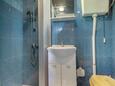 Mali Lošinj, Bathroom in the studio-apartment, (pet friendly) and WiFi.