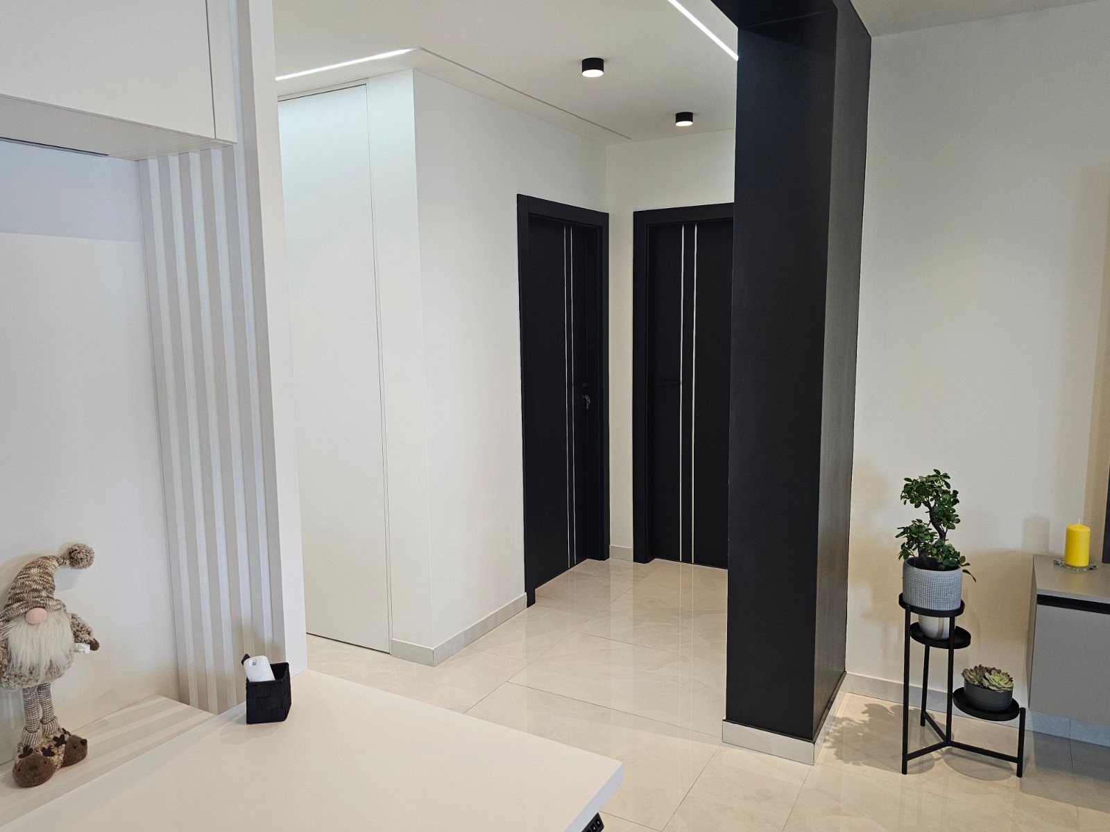 Two bedroom apartment with terrace and sea view Opatija - Volosko, Opatija  A-a