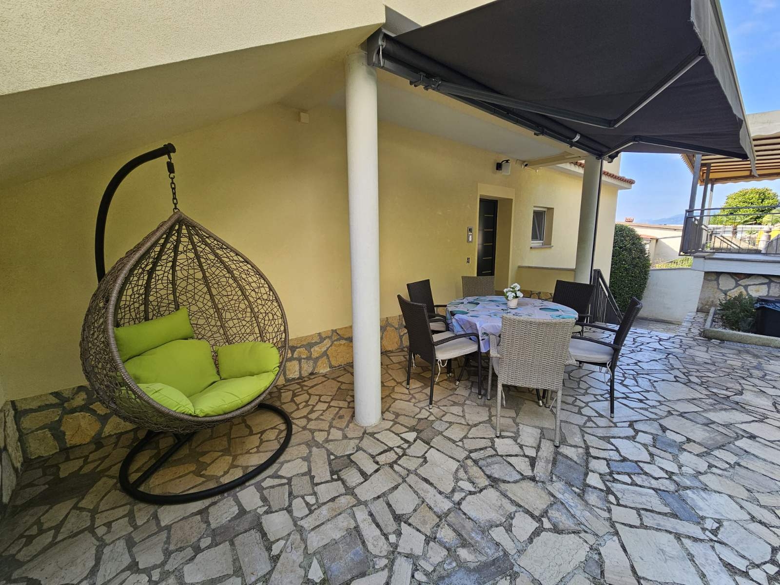 Two bedroom apartment with terrace and sea view Opatija - Volosko, Opatija  A-a