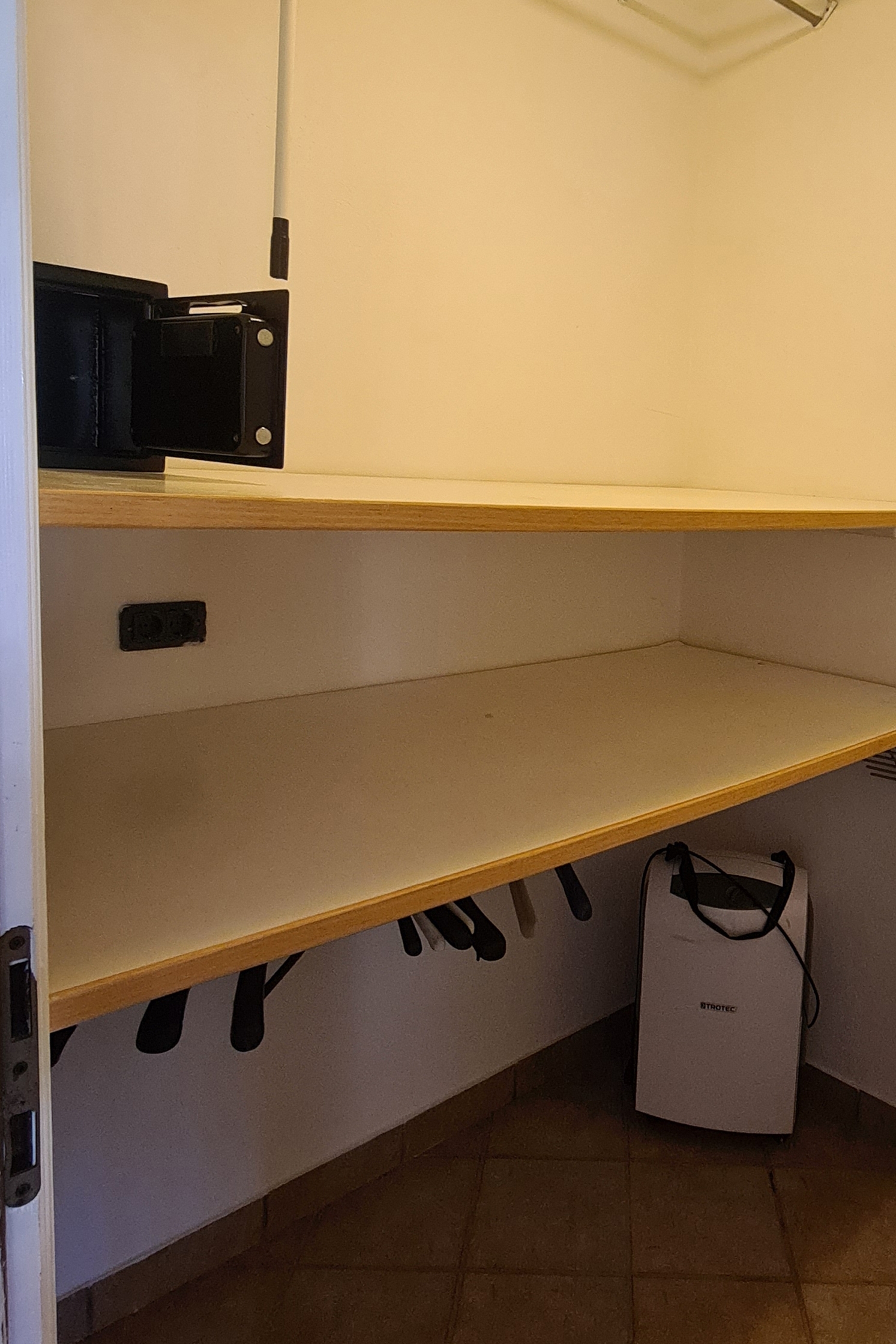 Two bedroom apartment with terrace Rovinj  A-c