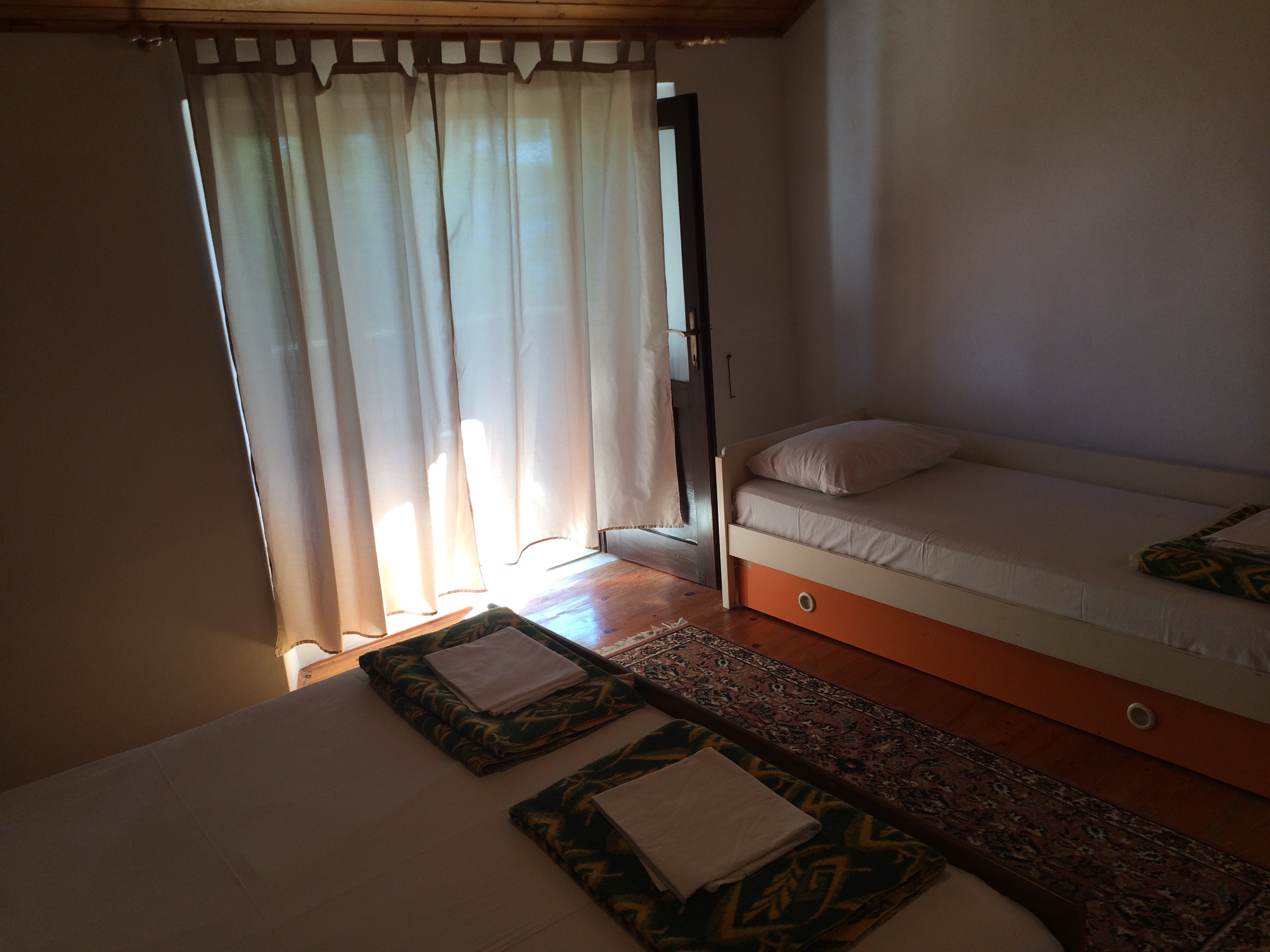 One bedroom house with terrace and sea view Supetarska Draga - Gonar, Rab (K-15090) One bedroom house with terrace and sea view Supetarska Draga - Gonar, Rab (K-15090)