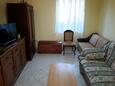 Obývací pokoj Mundanije, Obývací pokoj v ubytování typu apartment, s klimatizací, domácí mazlíčci povoleni a WiFi.
