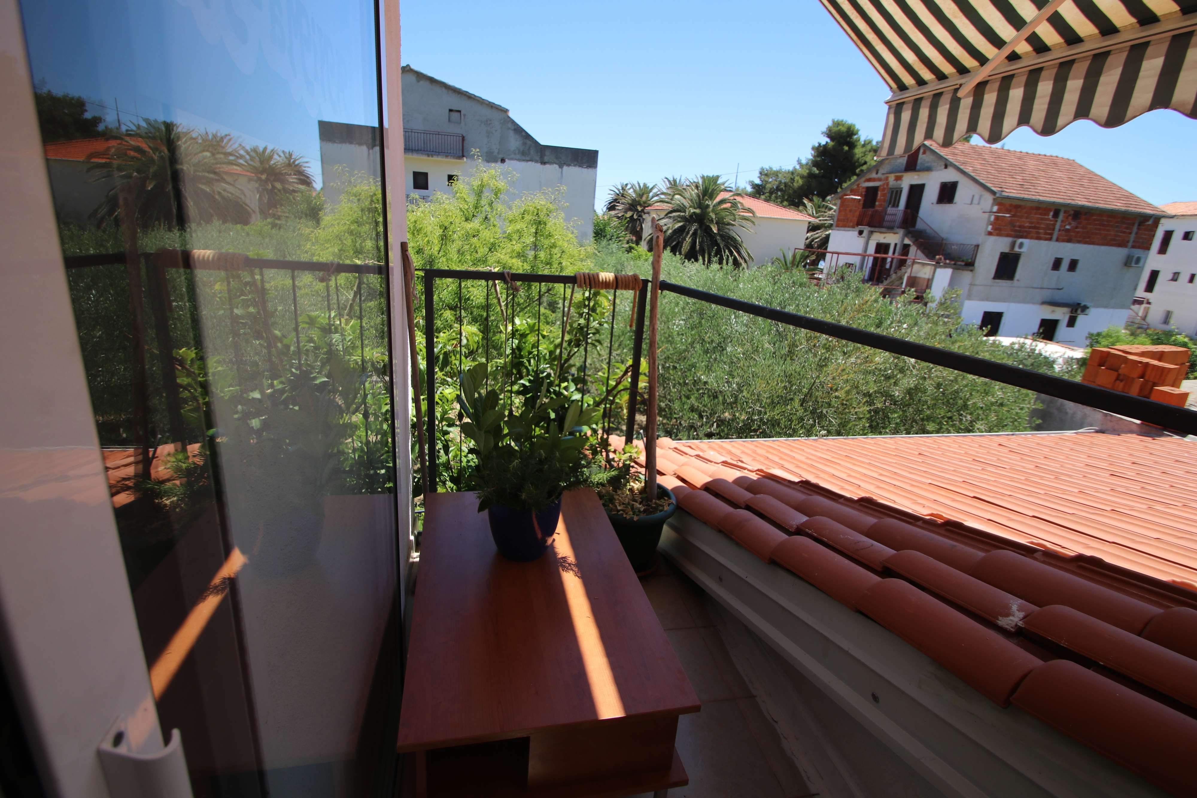 Three bedroom house with terrace and sea view Sućuraj, Hvar  K