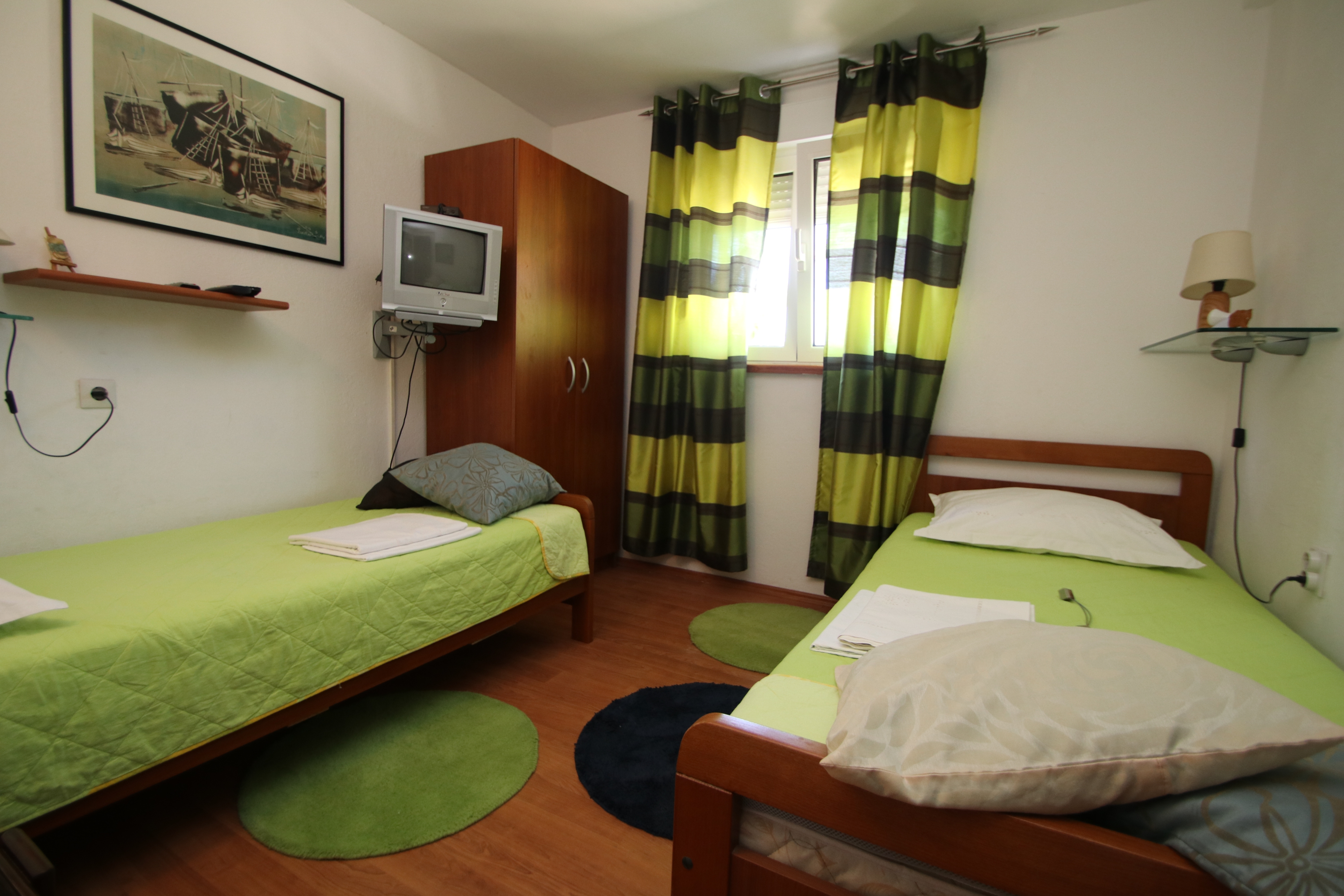 Three bedroom house with terrace and sea view Sućuraj, Hvar  K