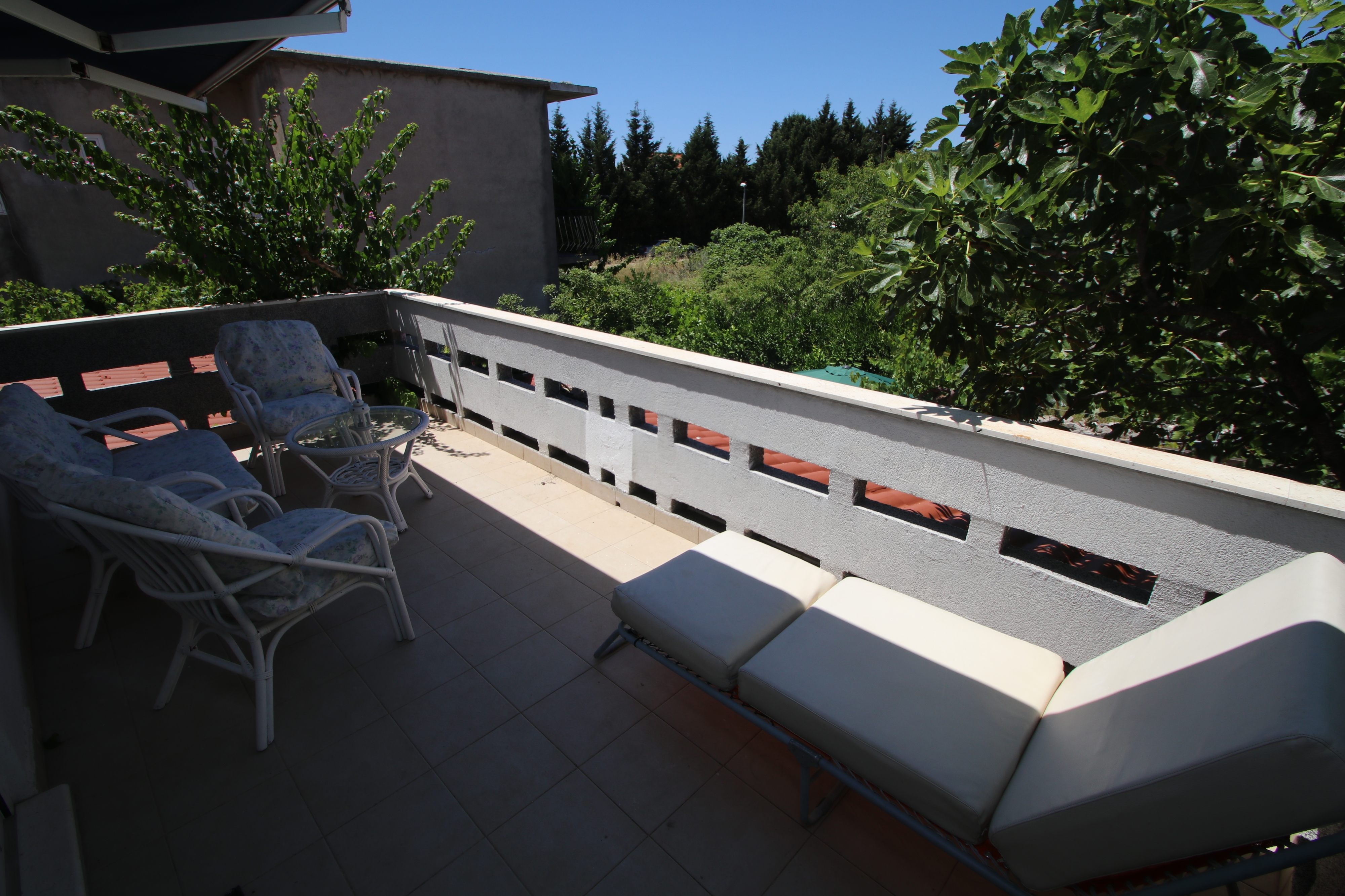 Three bedroom house with terrace and sea view Sućuraj, Hvar  K