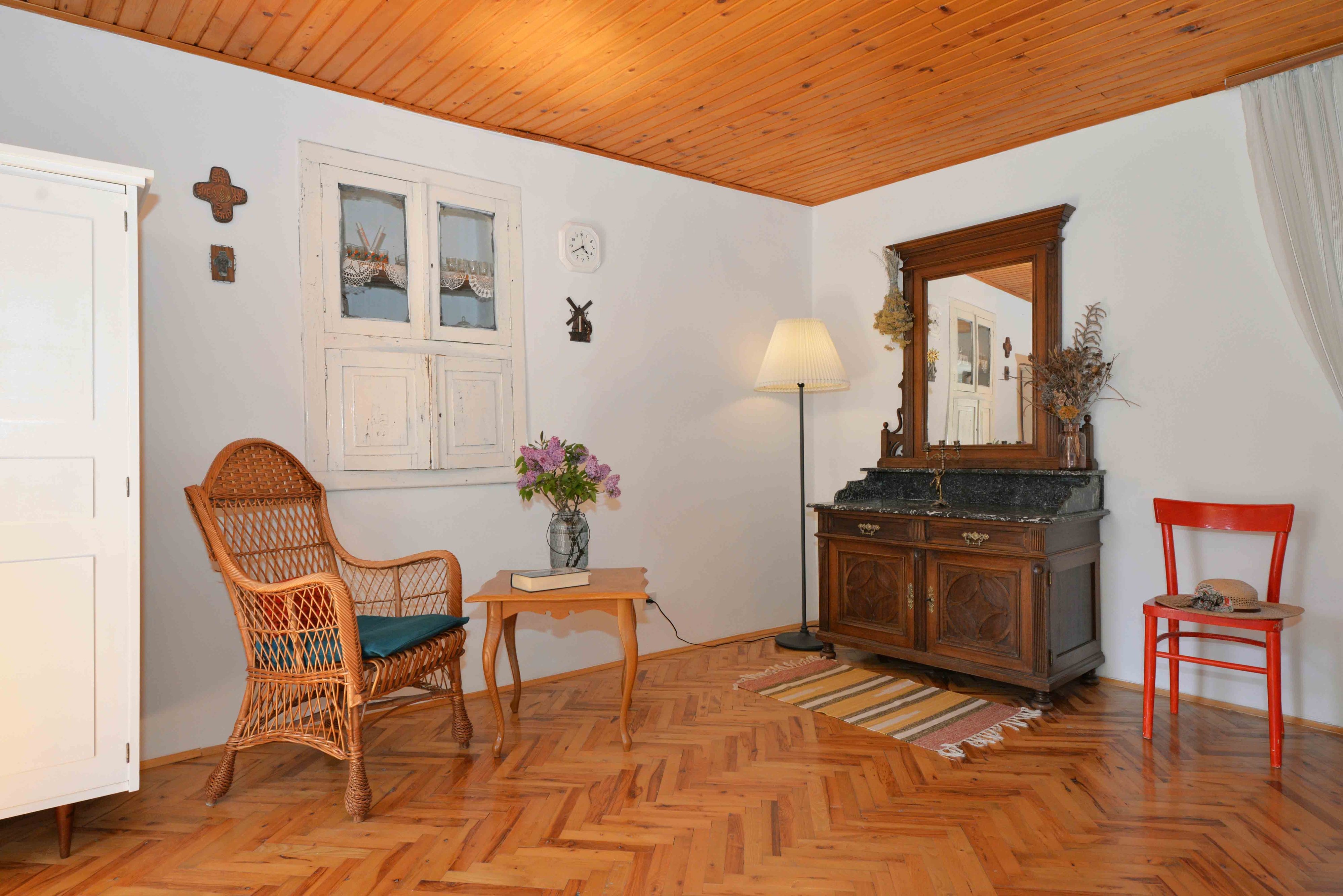 Two bedroom house with terrace Murter  K