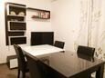 Столовая 2 Slatine, Столовая 2 в размещении типа house, доступный кондиционер и WiFi.
