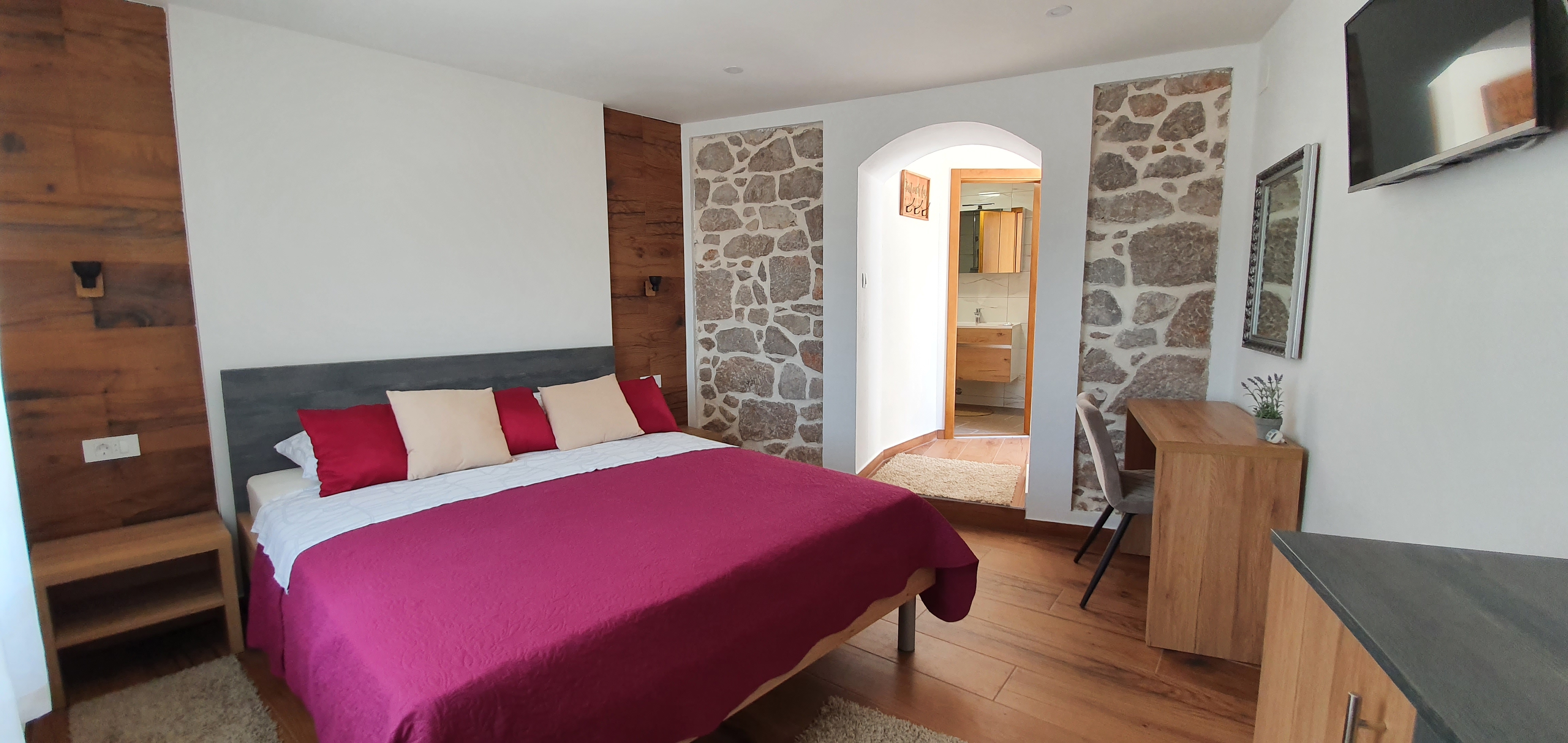 Two bedroom house with terrace and sea view Milovac, Paklenica  K