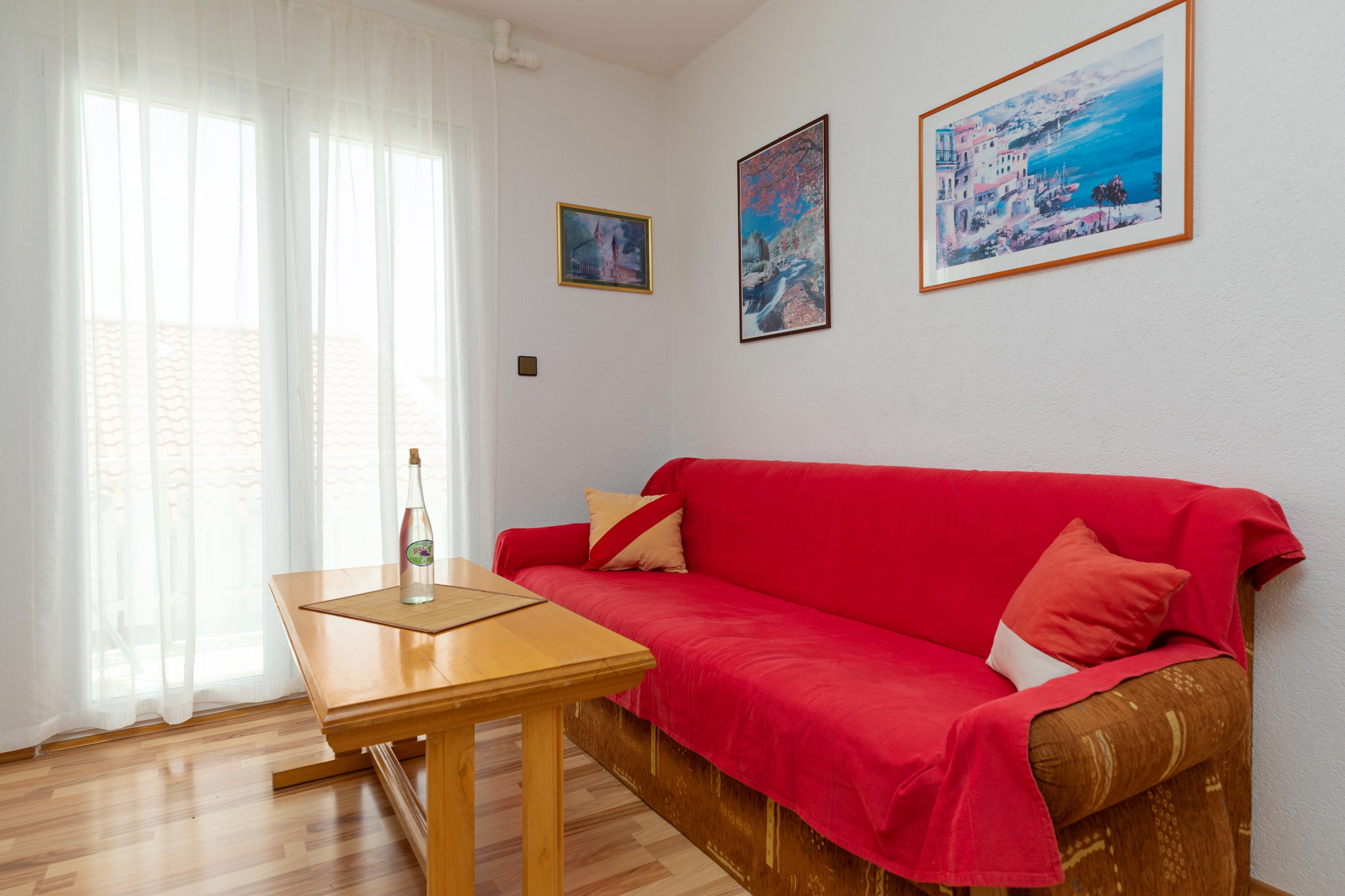 Two bedroom apartment near beach Pisak, Omiš (A-15177-b)