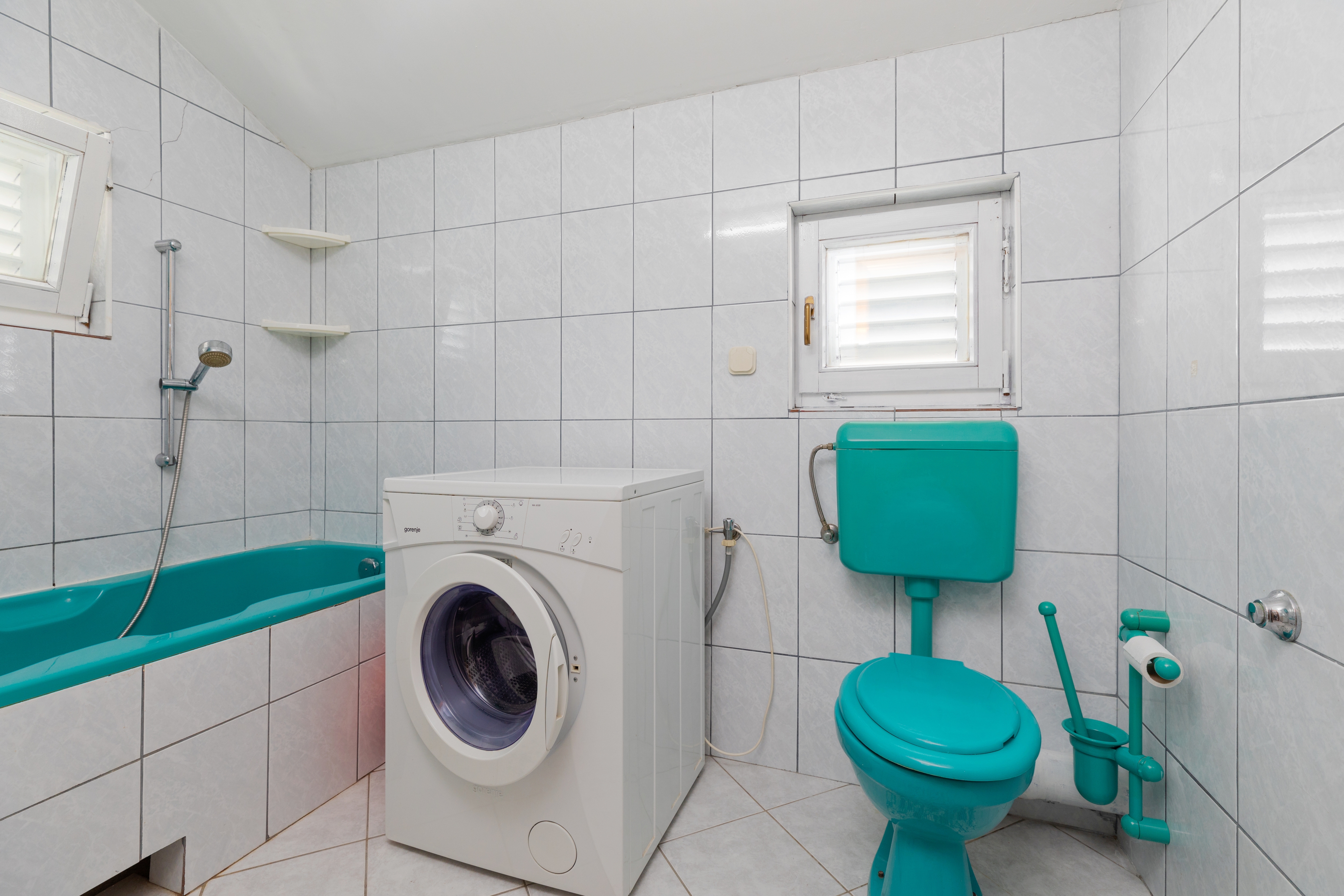 One bedroom apartment near beach Pisak, Omiš  A-c
