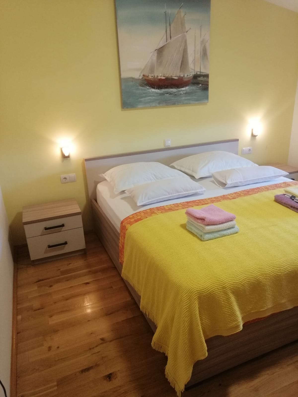 Three bedroom apartment with terrace and sea view Bibinje, Zadar  A-a