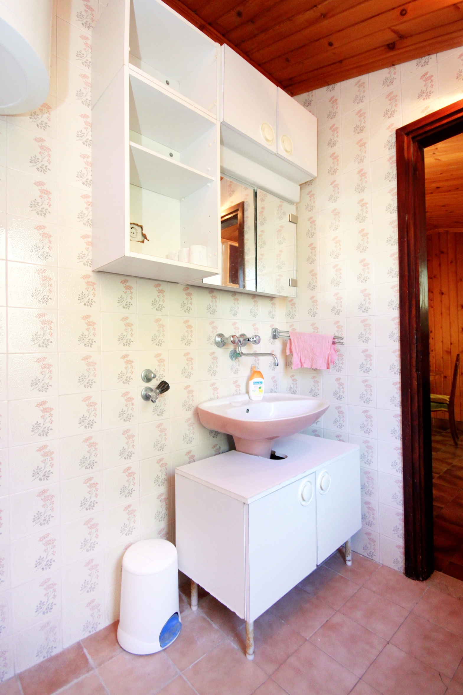 Two bedroom apartment near beach Prižba, Korčula  A-b