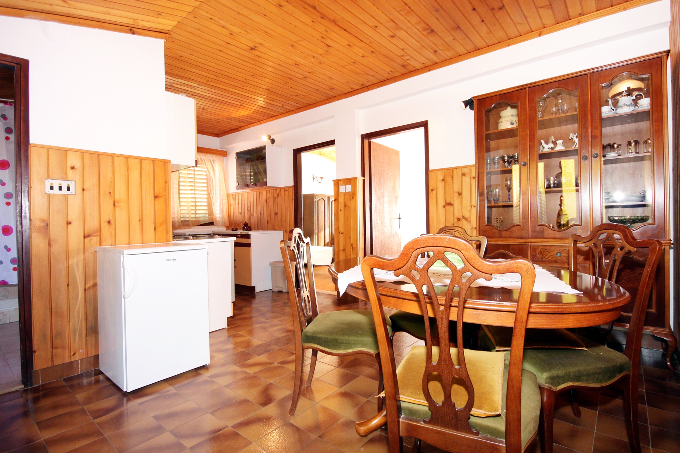 Two bedroom apartment near beach Prižba, Korčula  A-b
