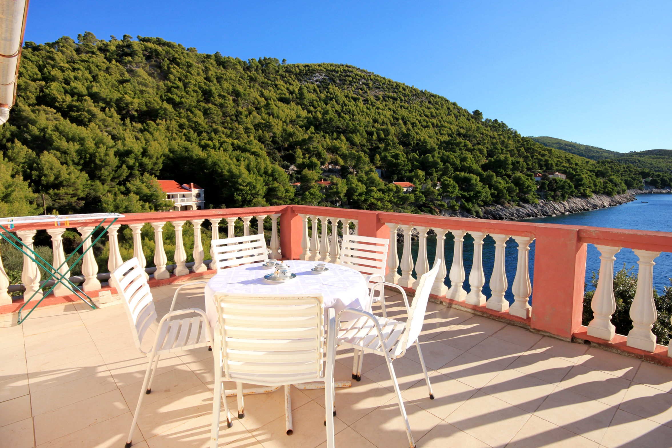 Two bedroom apartment near beach Prižba, Korčula  A-b