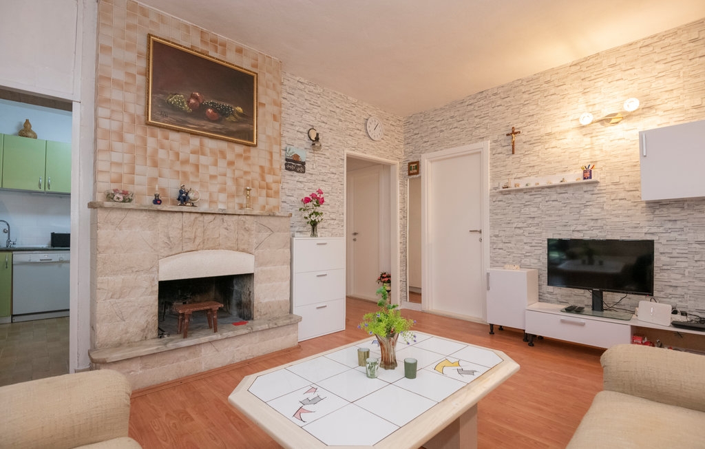 Two bedroom house with terrace Grab, Zagora (K-15208) Two bedroom house with terrace Grab, Zagora (K-15208)