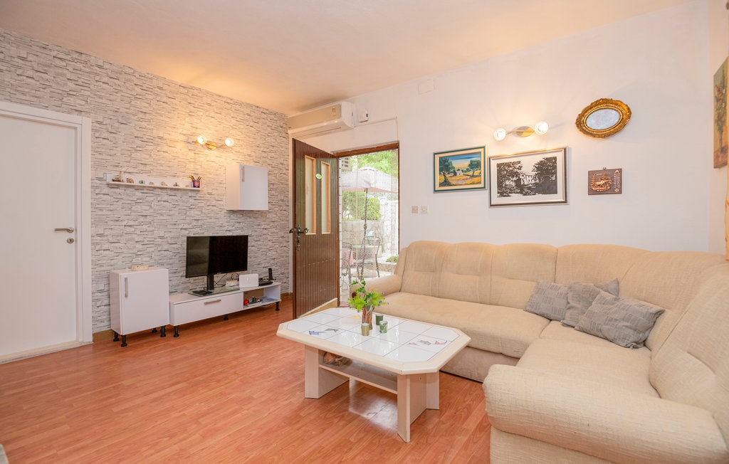 Top Zagora Grab Top Zagora Grab