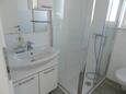 Kopalnica 2 Baška Voda, Kopalnica 2 v nastanitvi vrste apartment, WiFi.