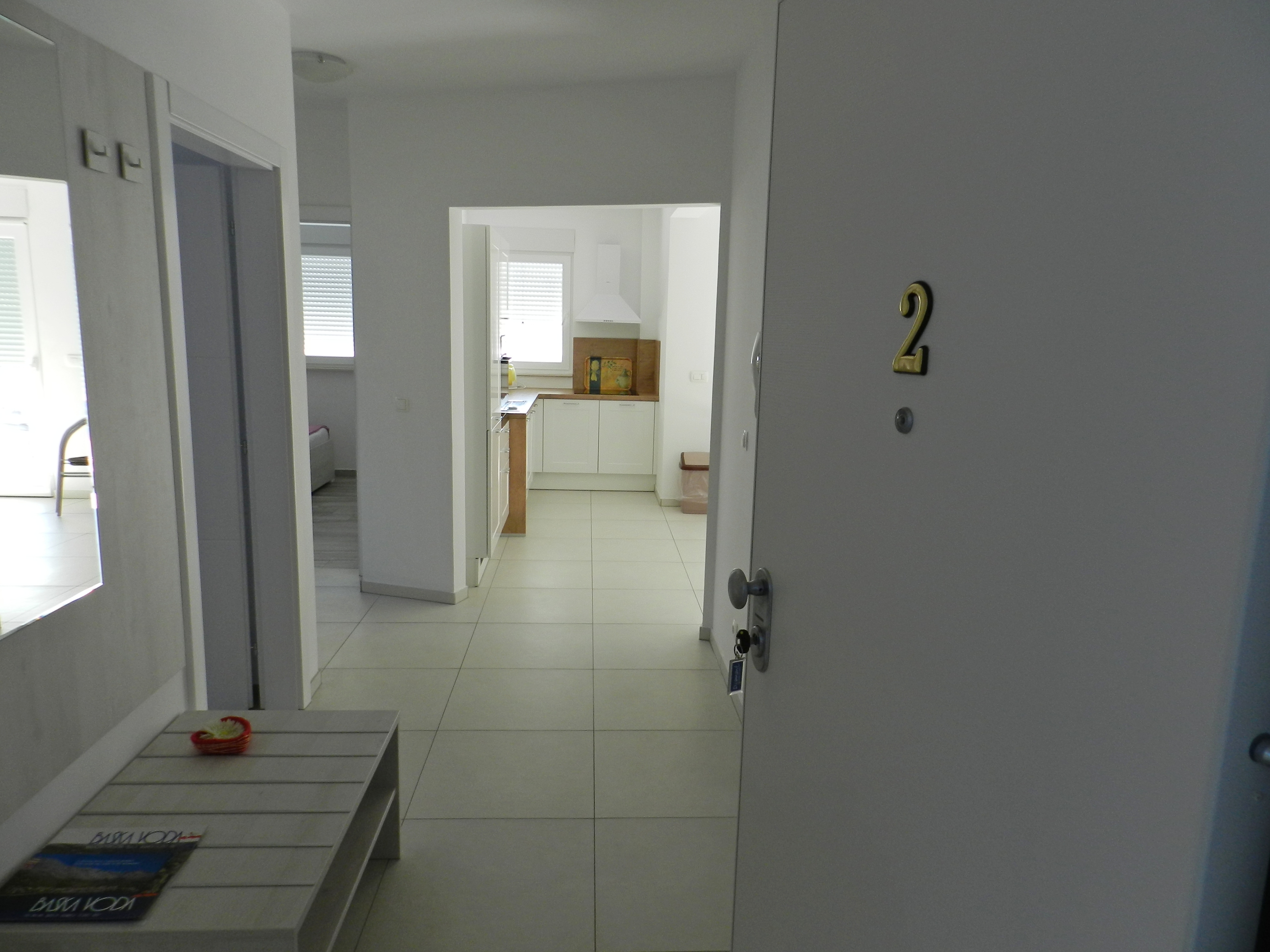 Three bedroom apartment with balcony and sea view Baška Voda, Makarska  A-a